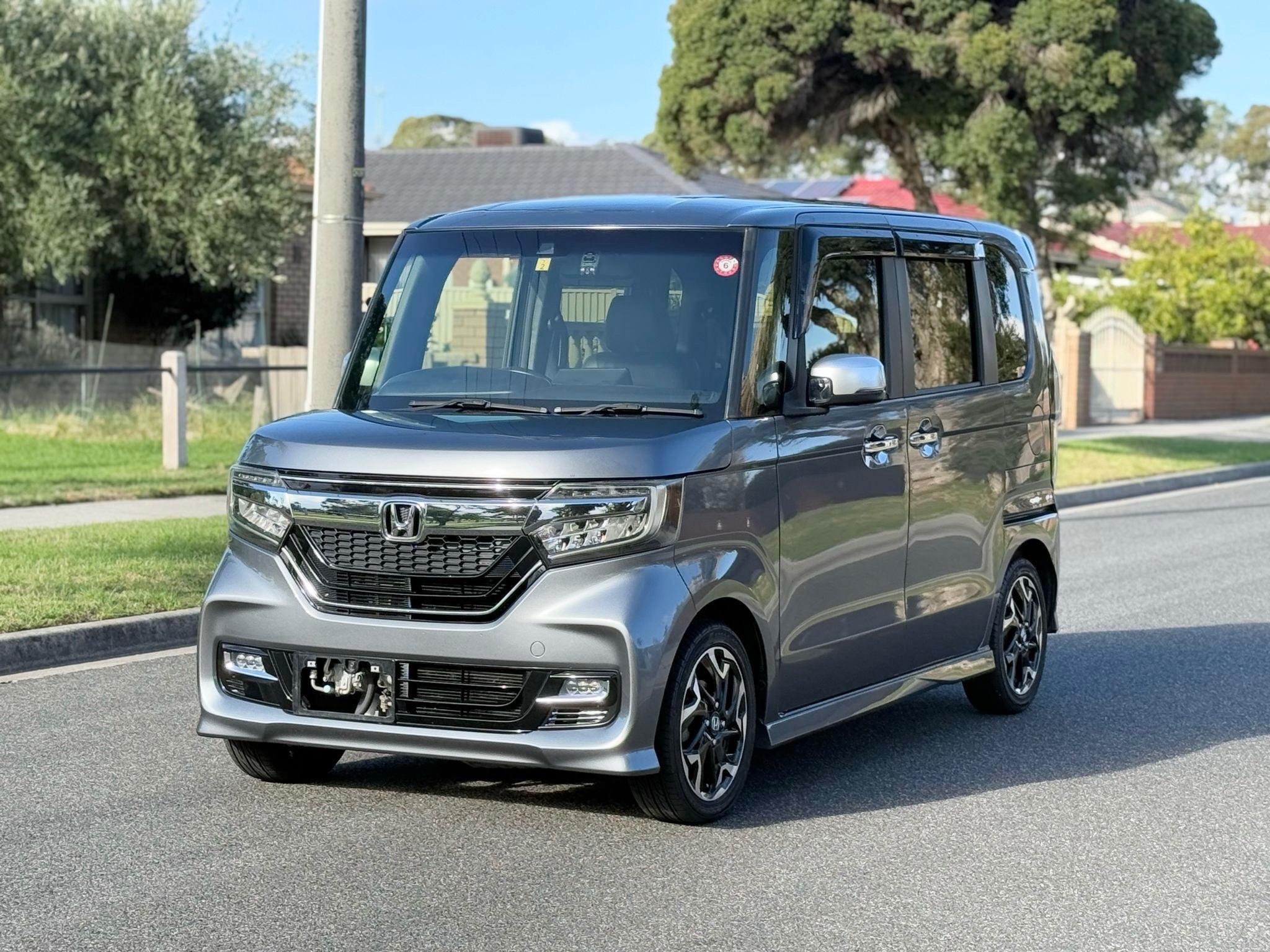 HONDA N-BOX