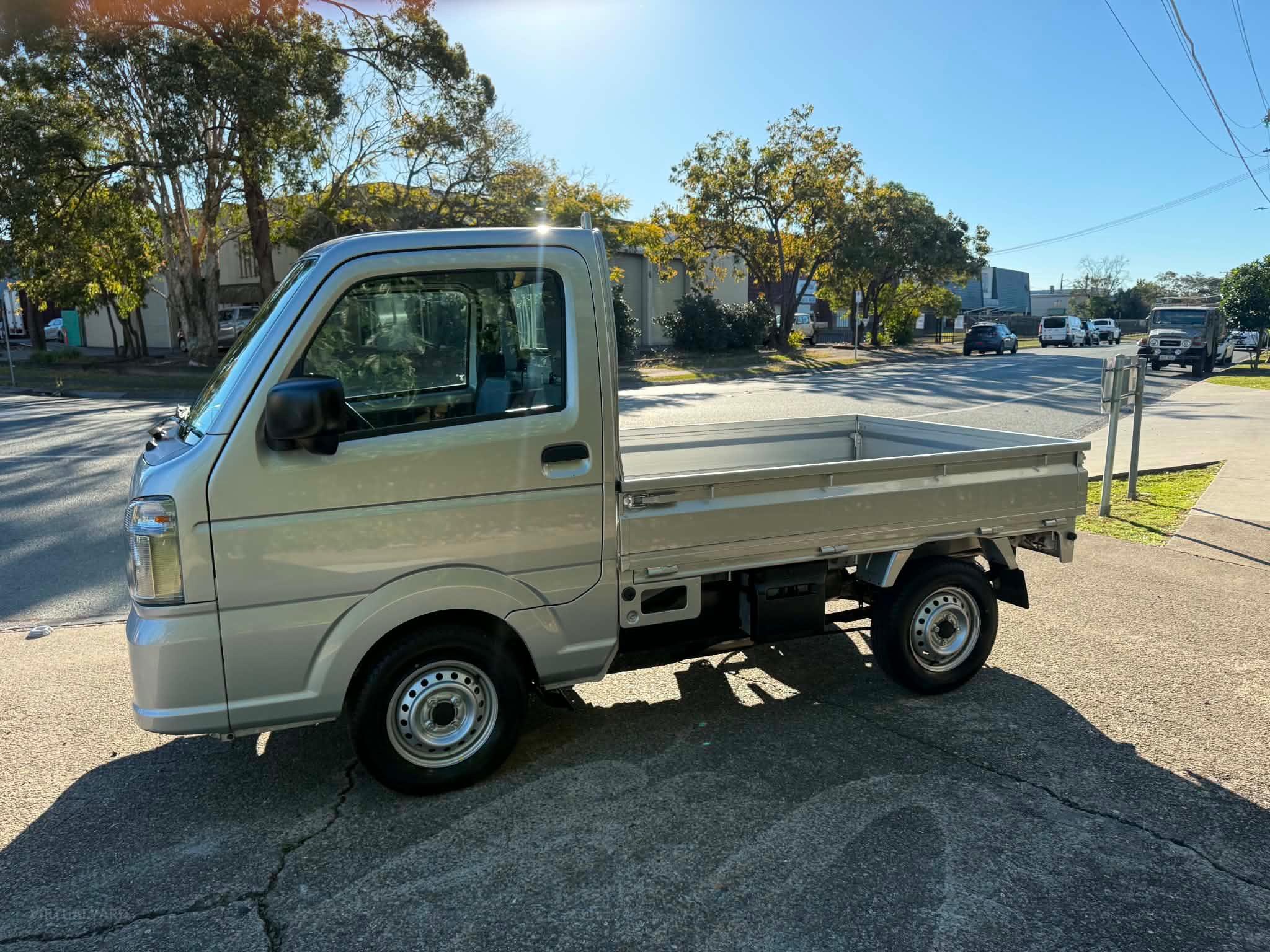 SUZUKI CARRY