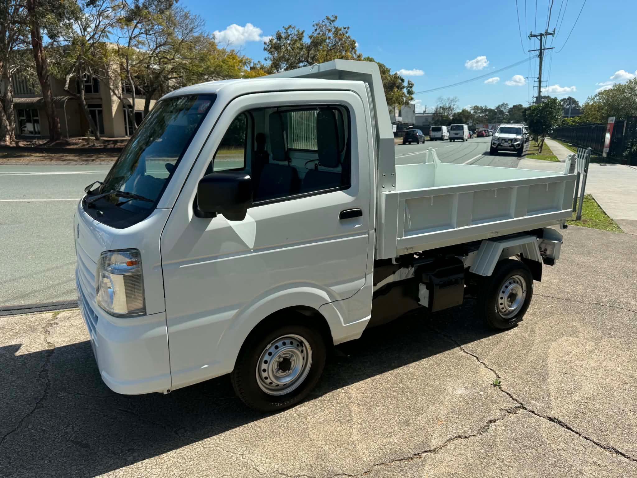 SUZUKI CARRY