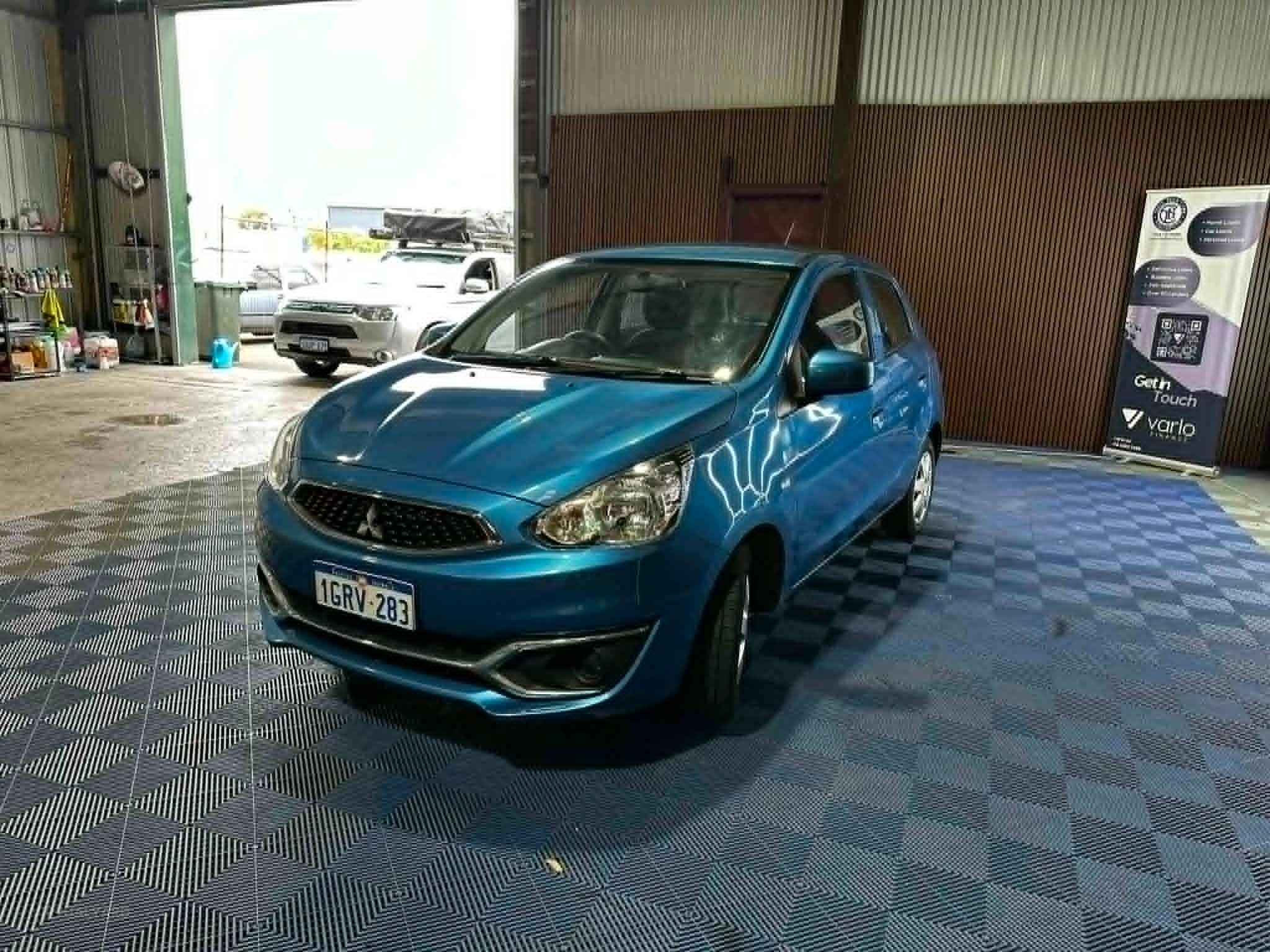 MITSUBISHI MIRAGE