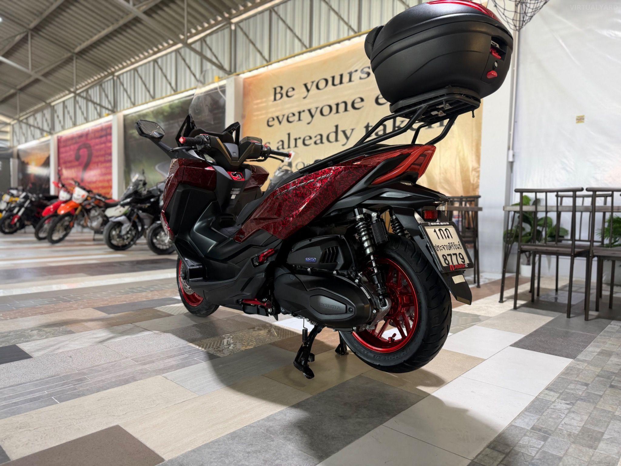 HONDA FORZA 350 CUSTOM ABS