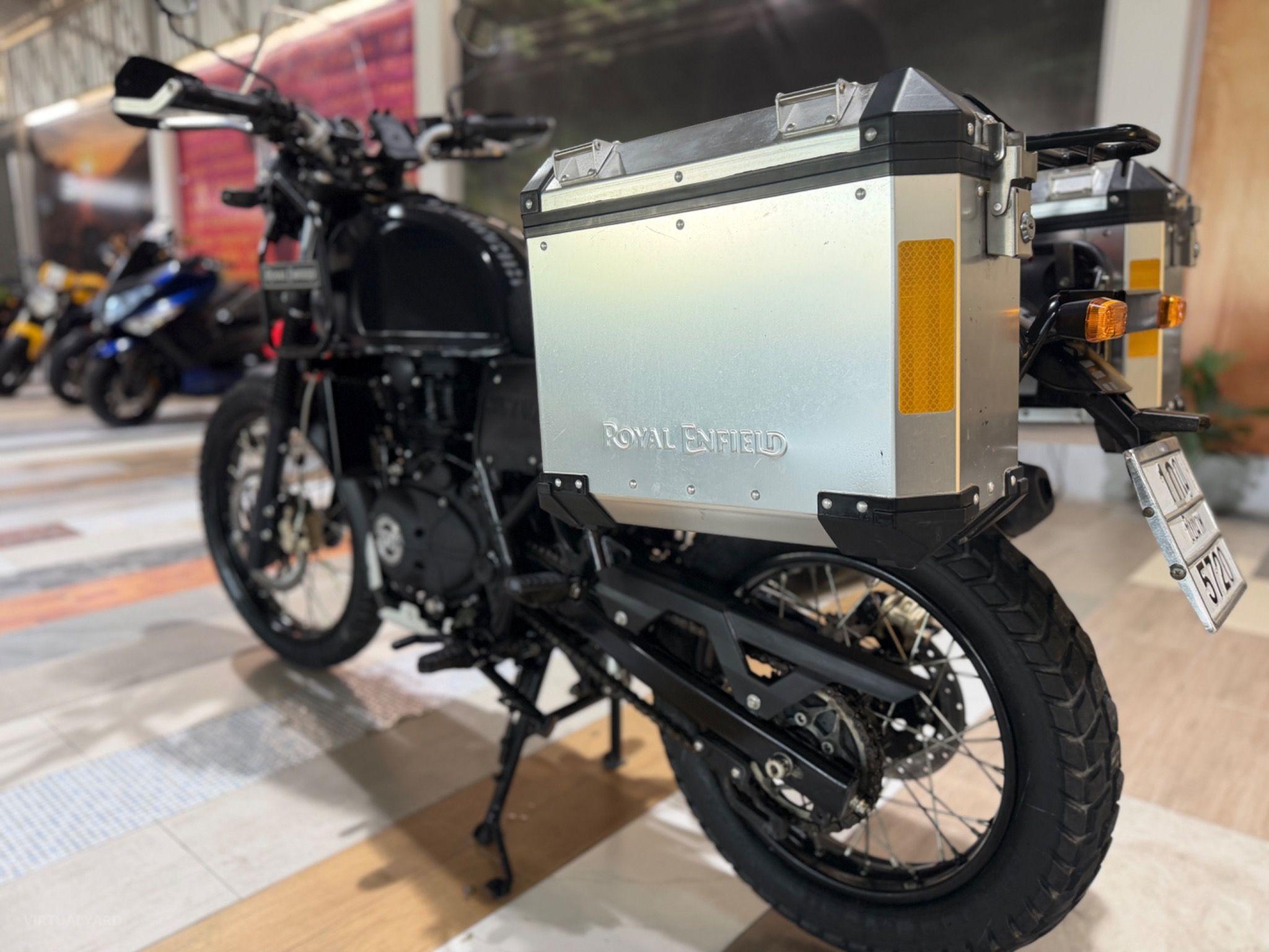 ROYAL ENFIELD HIMALAYAN 411