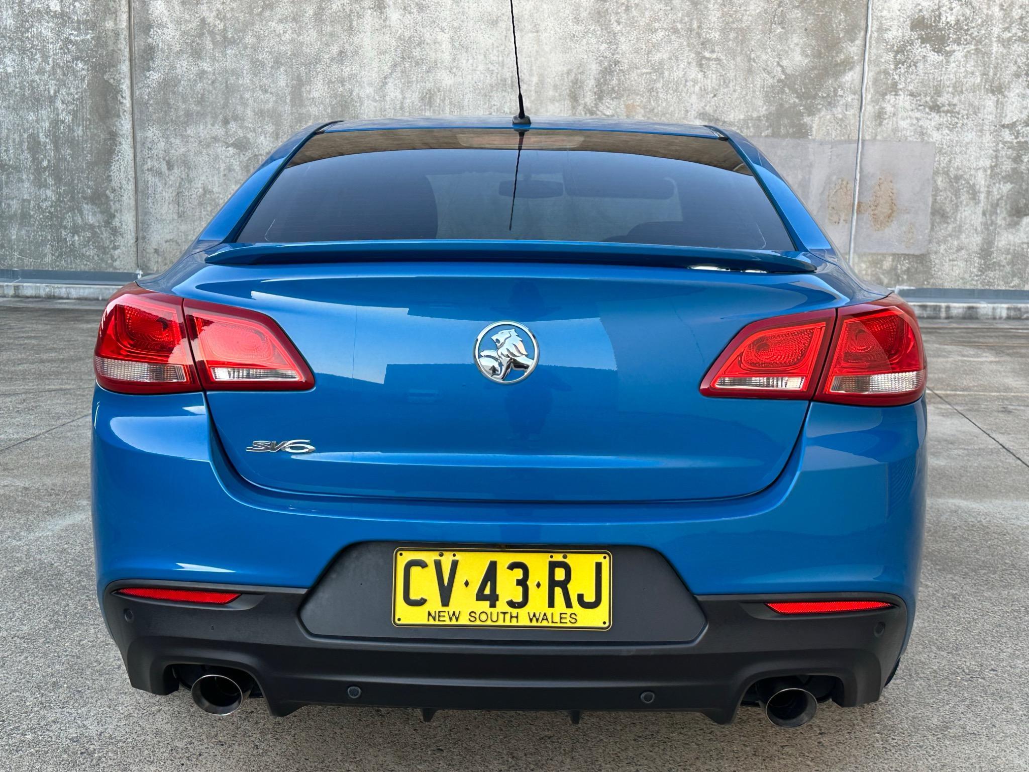 HOLDEN COMMODORE