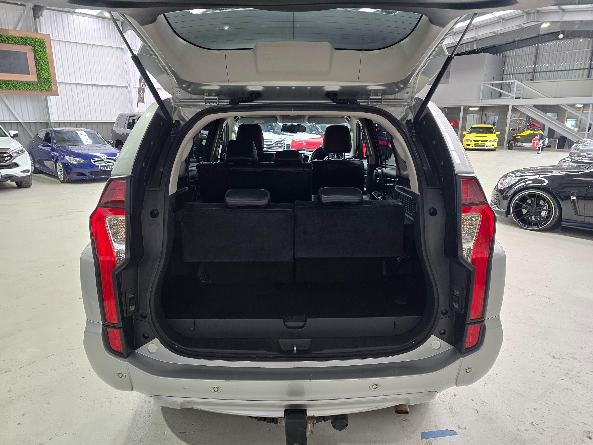 Mitsubishi Pajero Sport