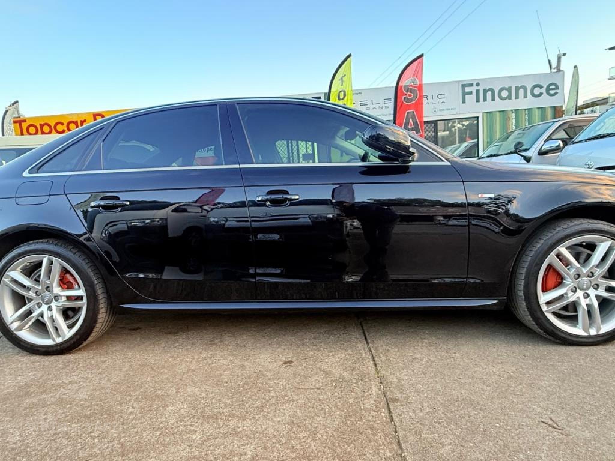 AUDI A4