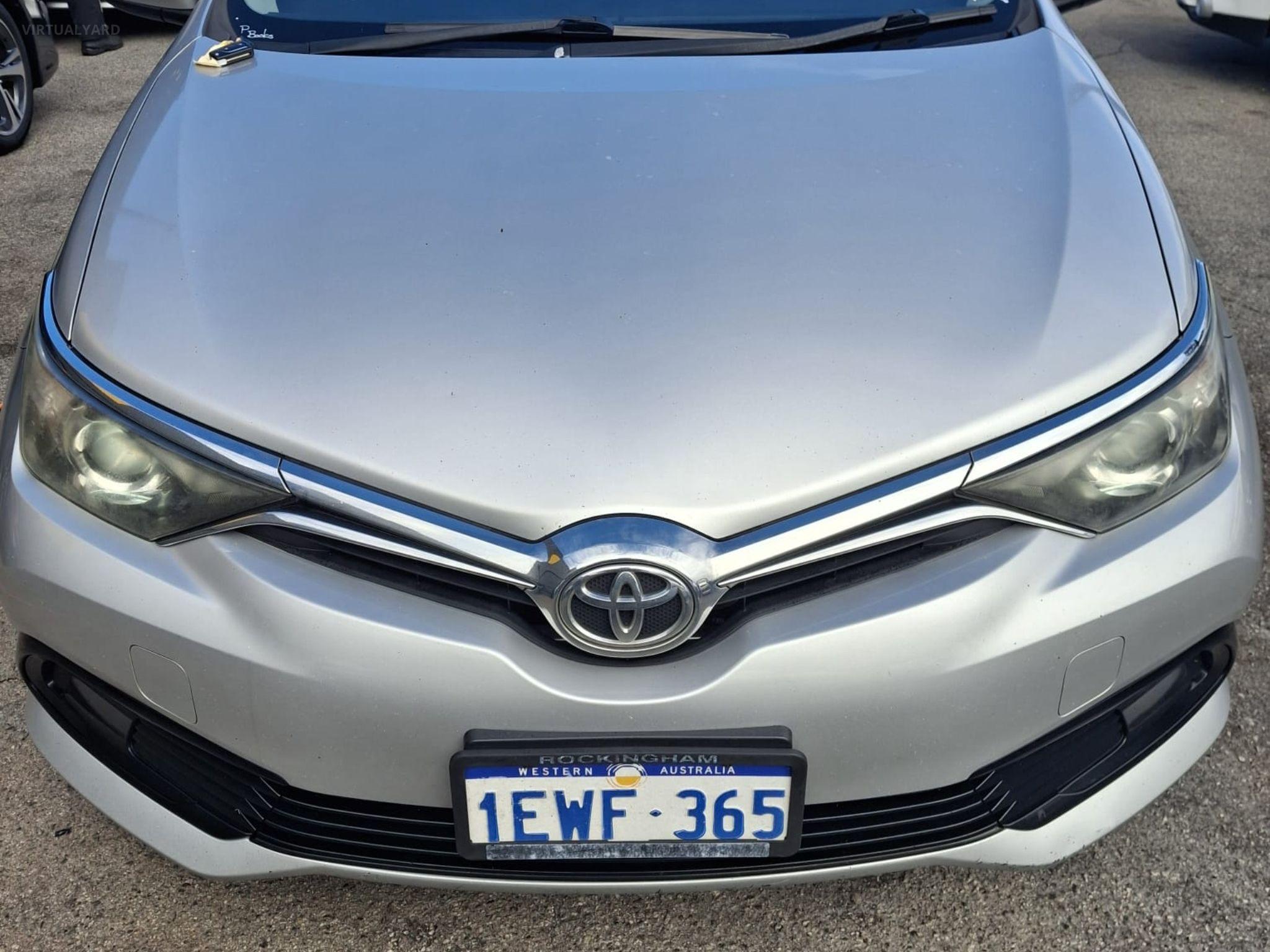TOYOTA COROLLA