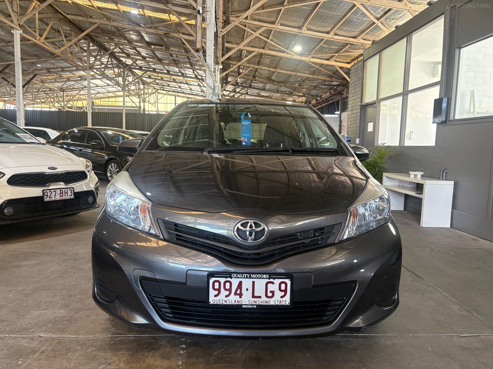 TOYOTA YARIS