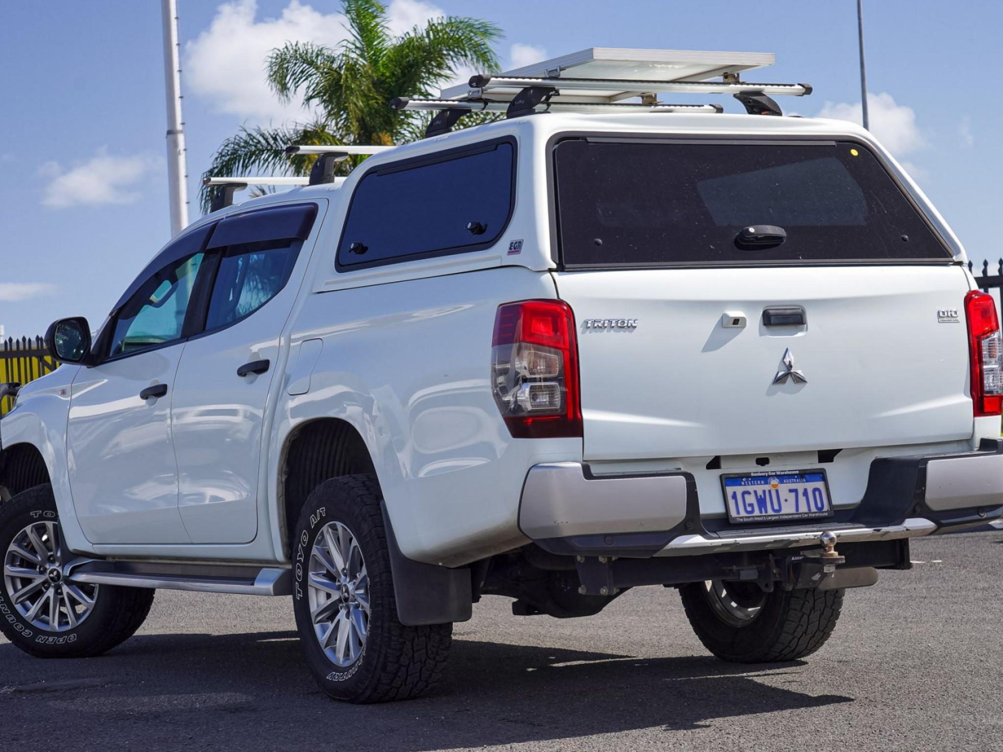MITSUBISHI TRITON