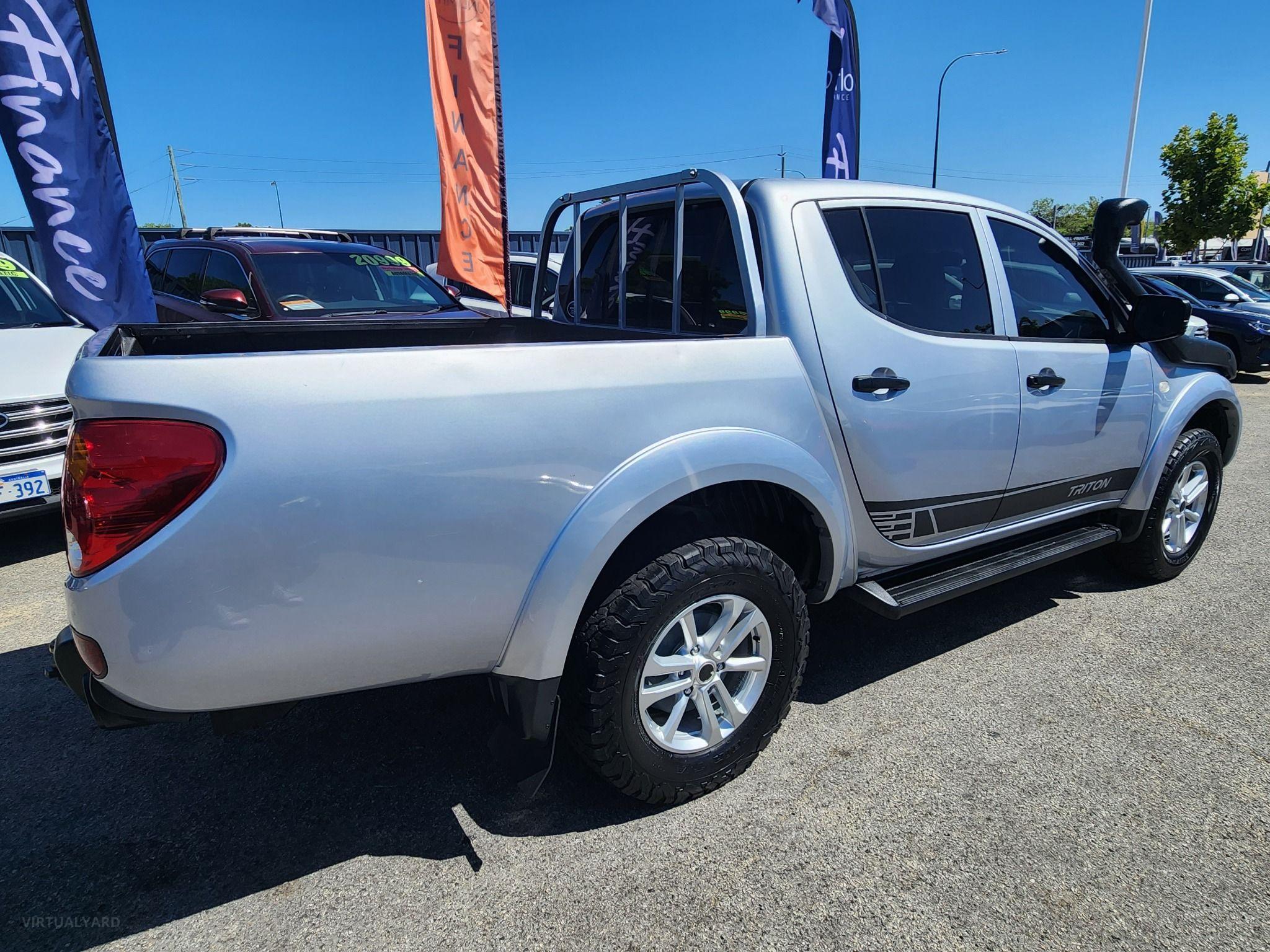 Mitsubishi Triton
