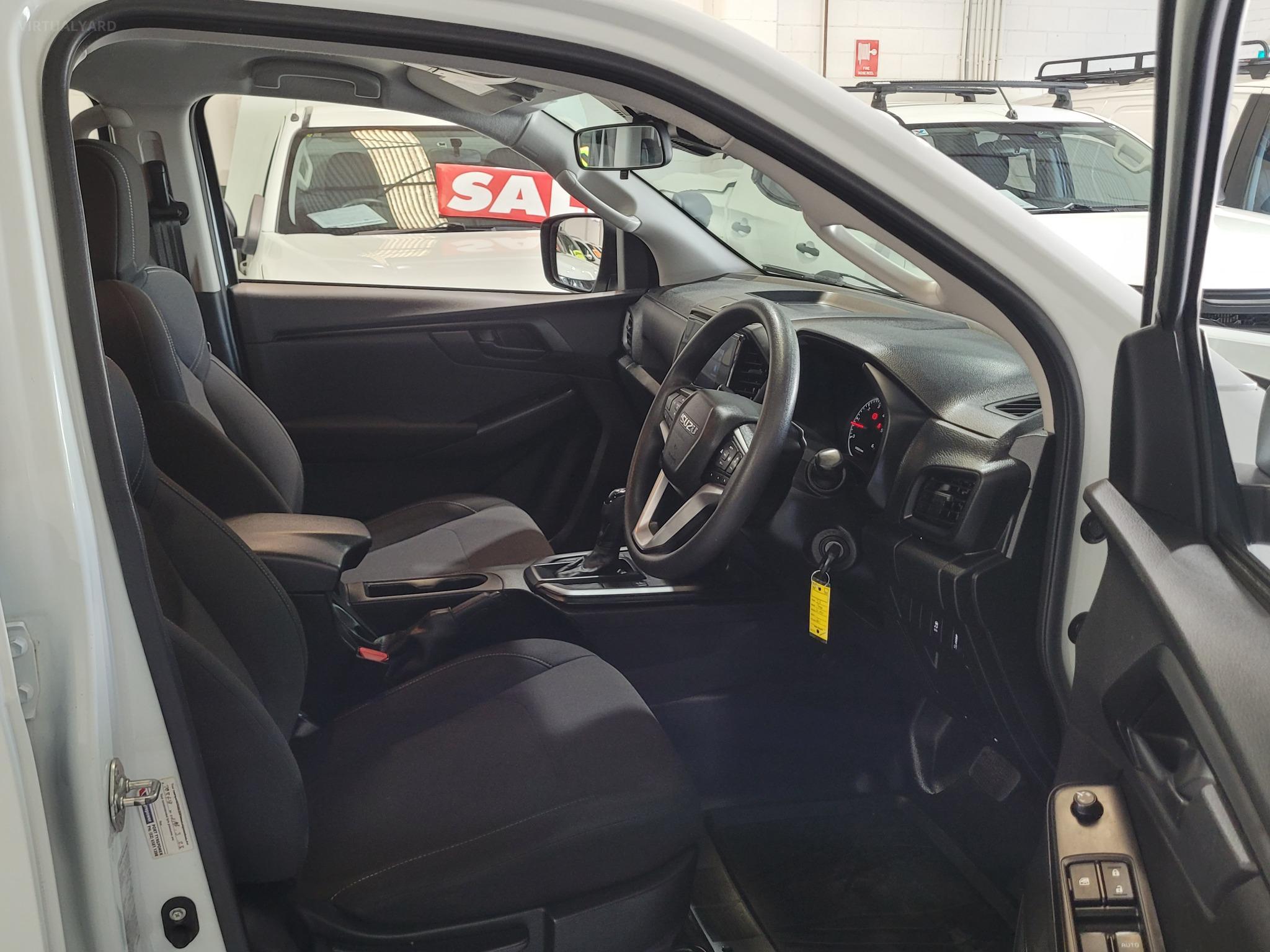 ISUZU D-MAX