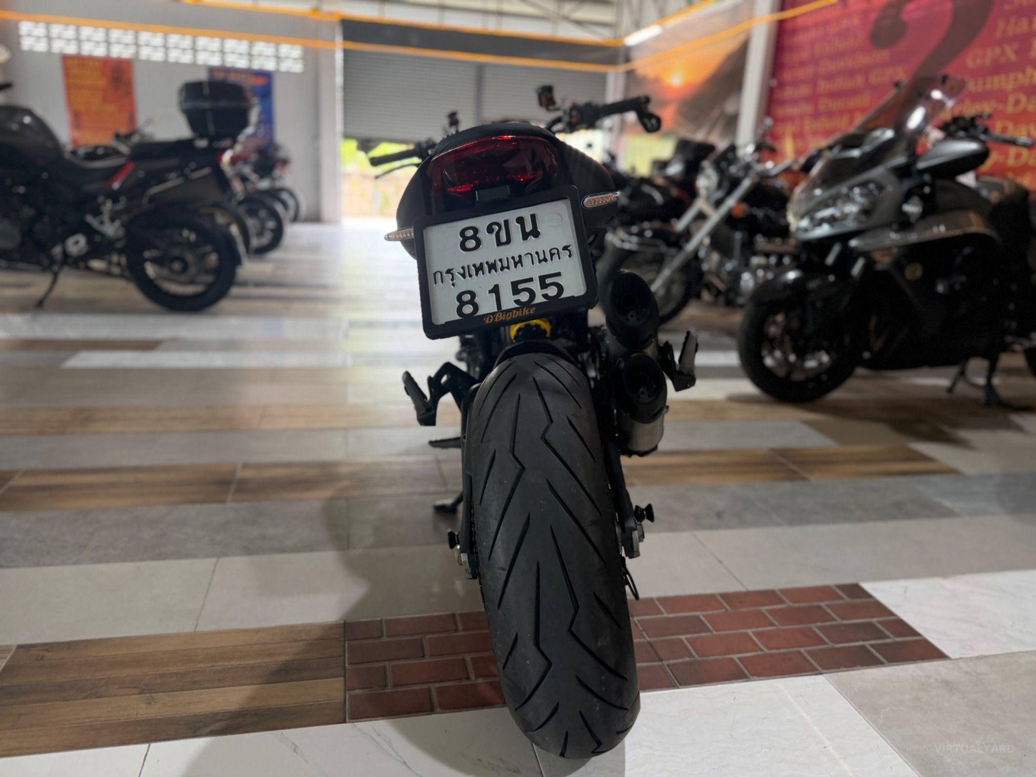 DUCATI MONSTER 937