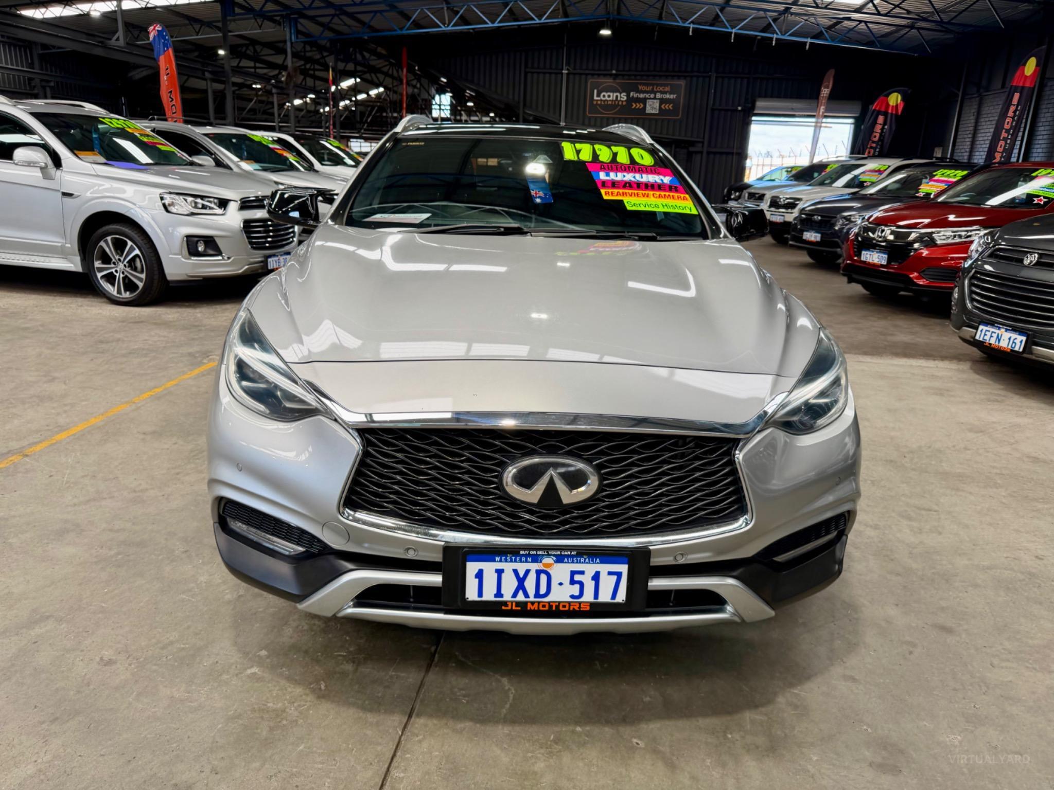INFINITI Q30