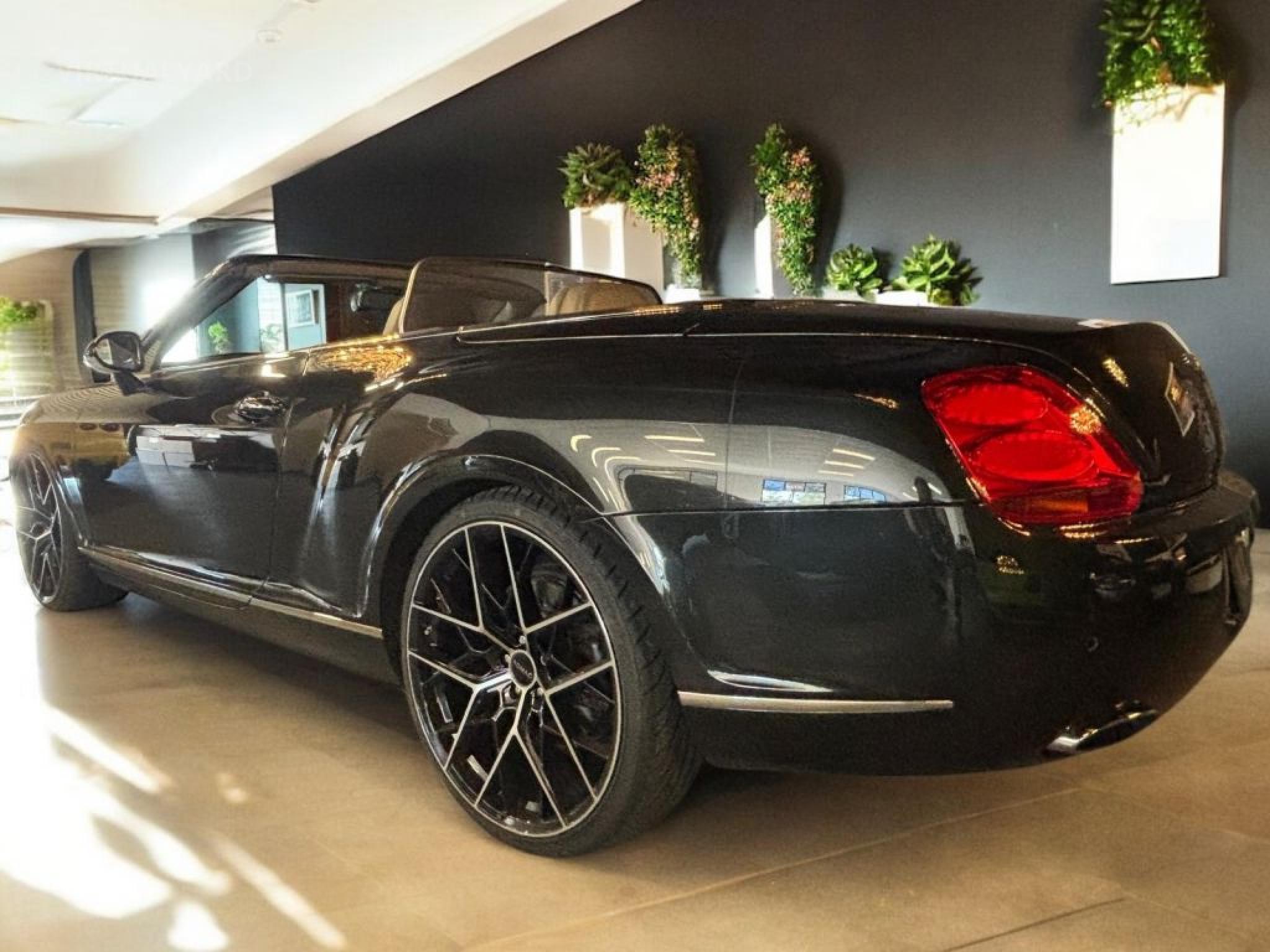 BENTLEY CONTINENTAL