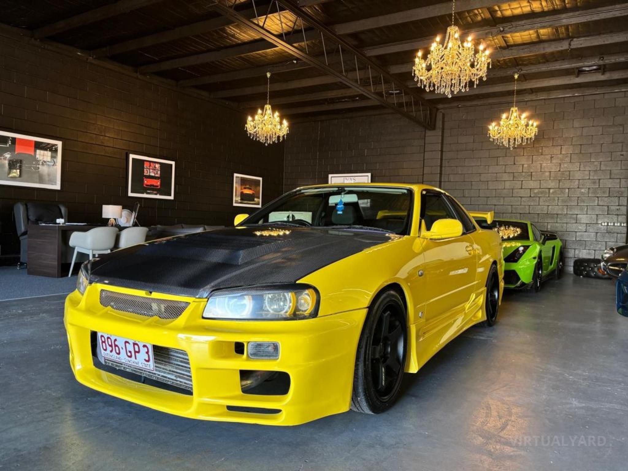 NISSAN SKYLINE