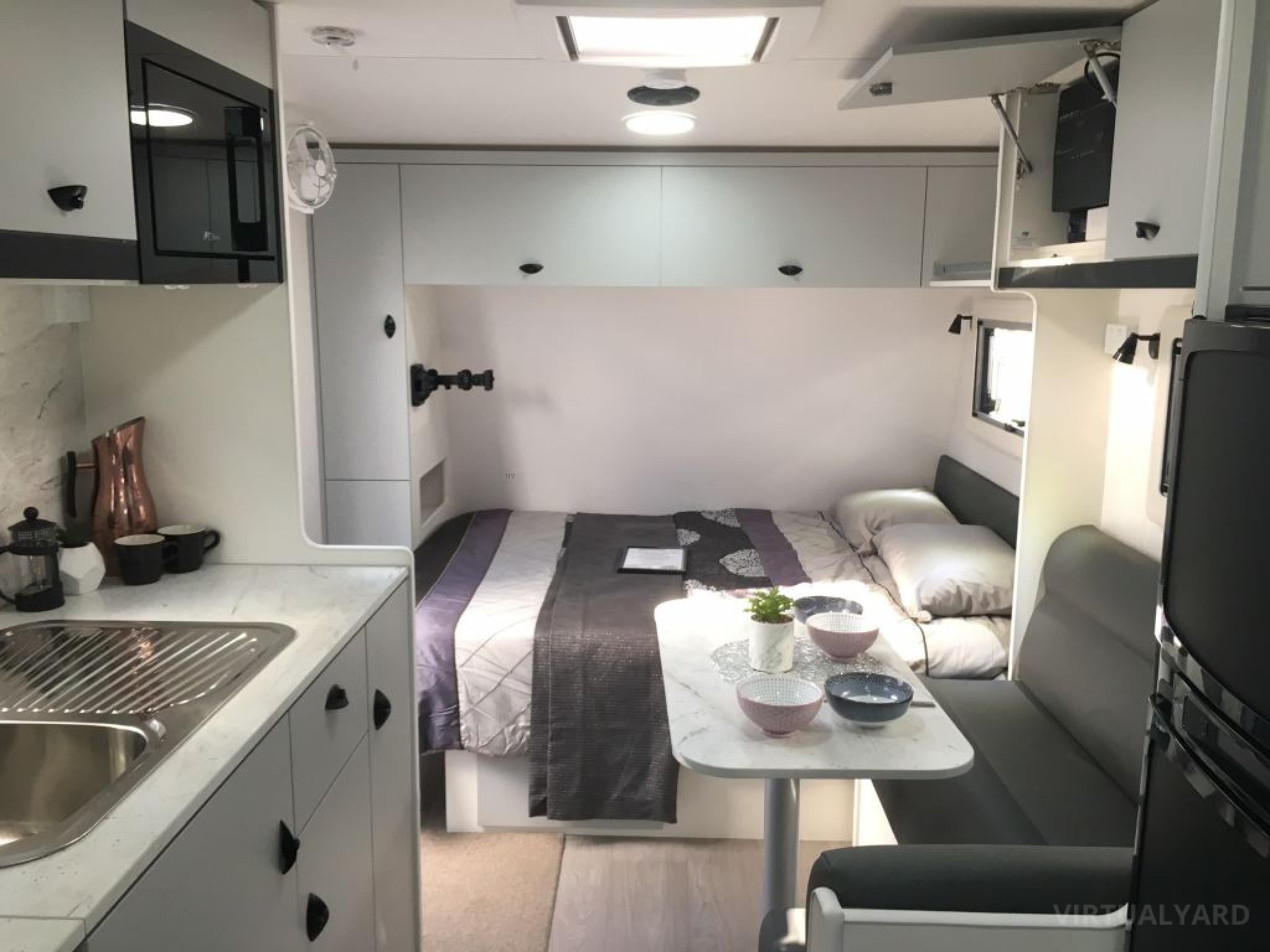 Viscount V2 FAMILY EAST/WEST BED