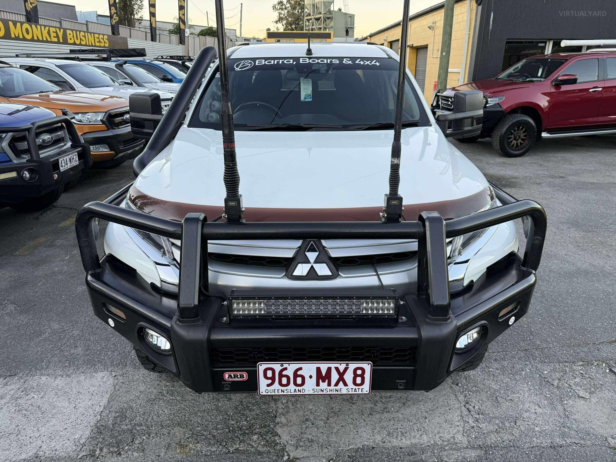 MITSUBISHI TRITON
