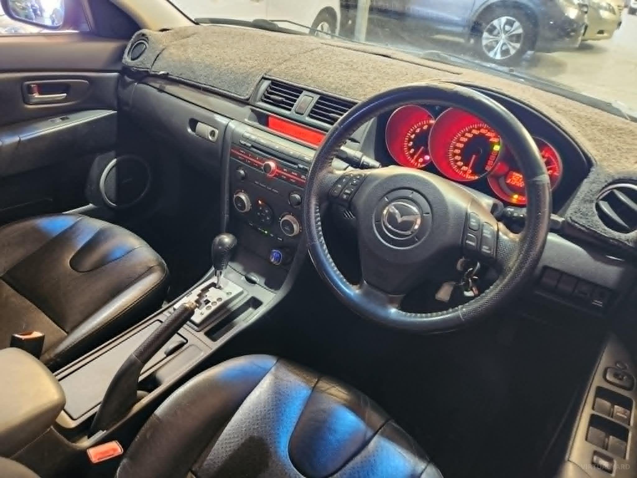 MAZDA MAZDA3