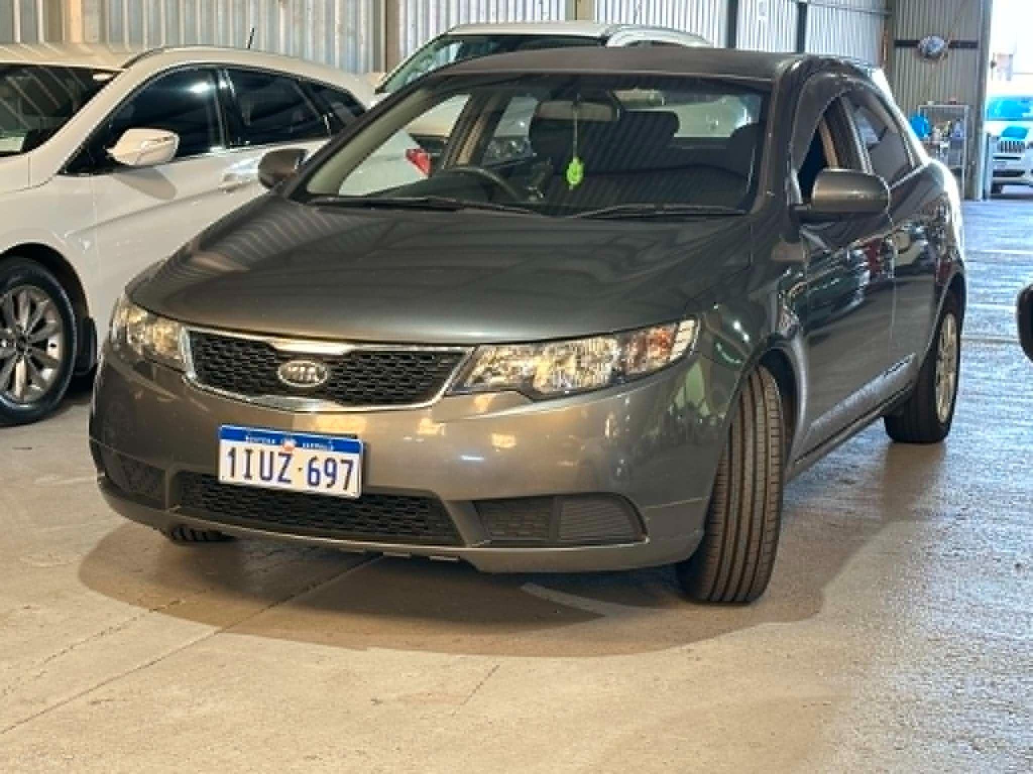 KIA CERATO