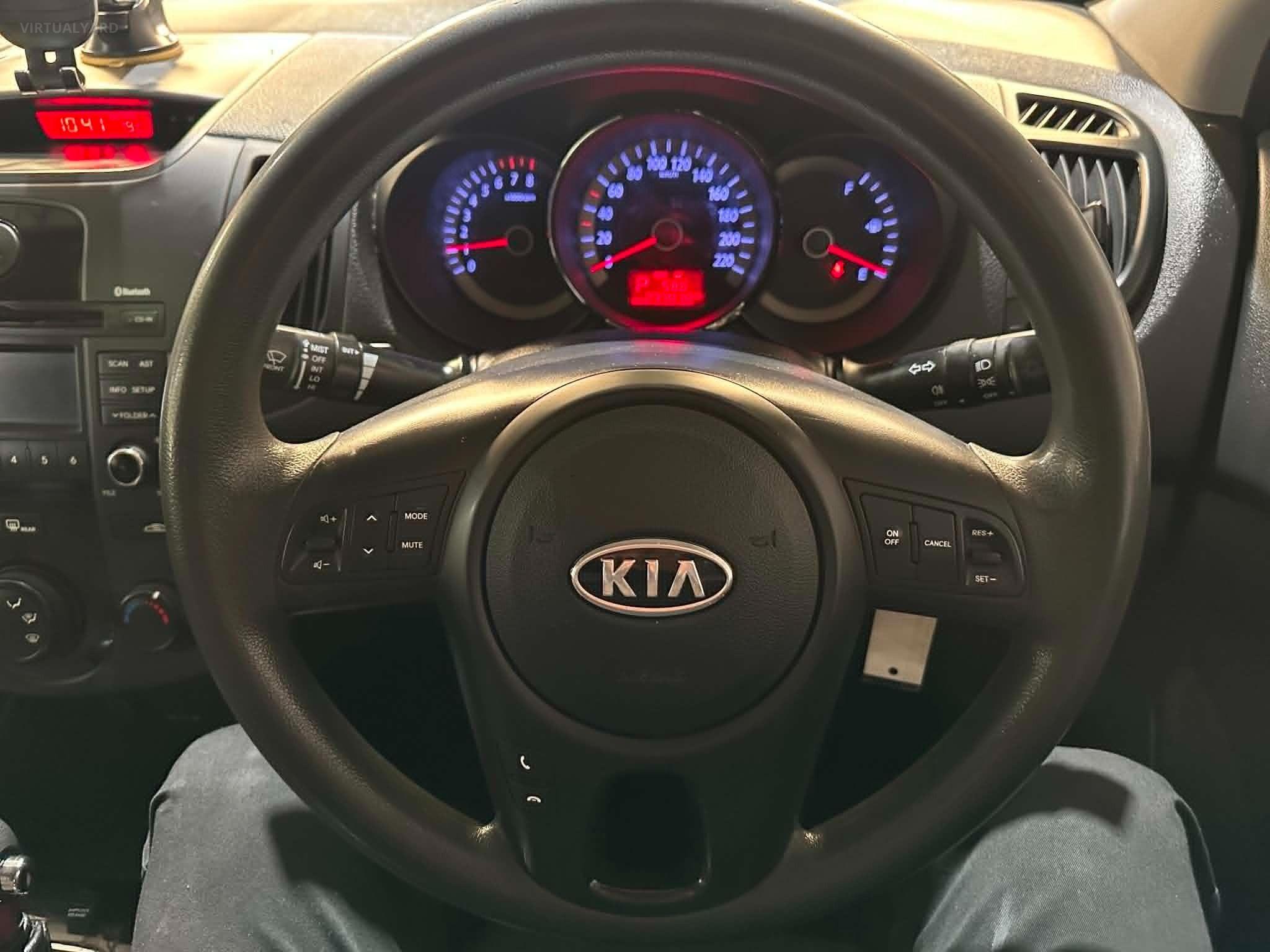 KIA CERATO