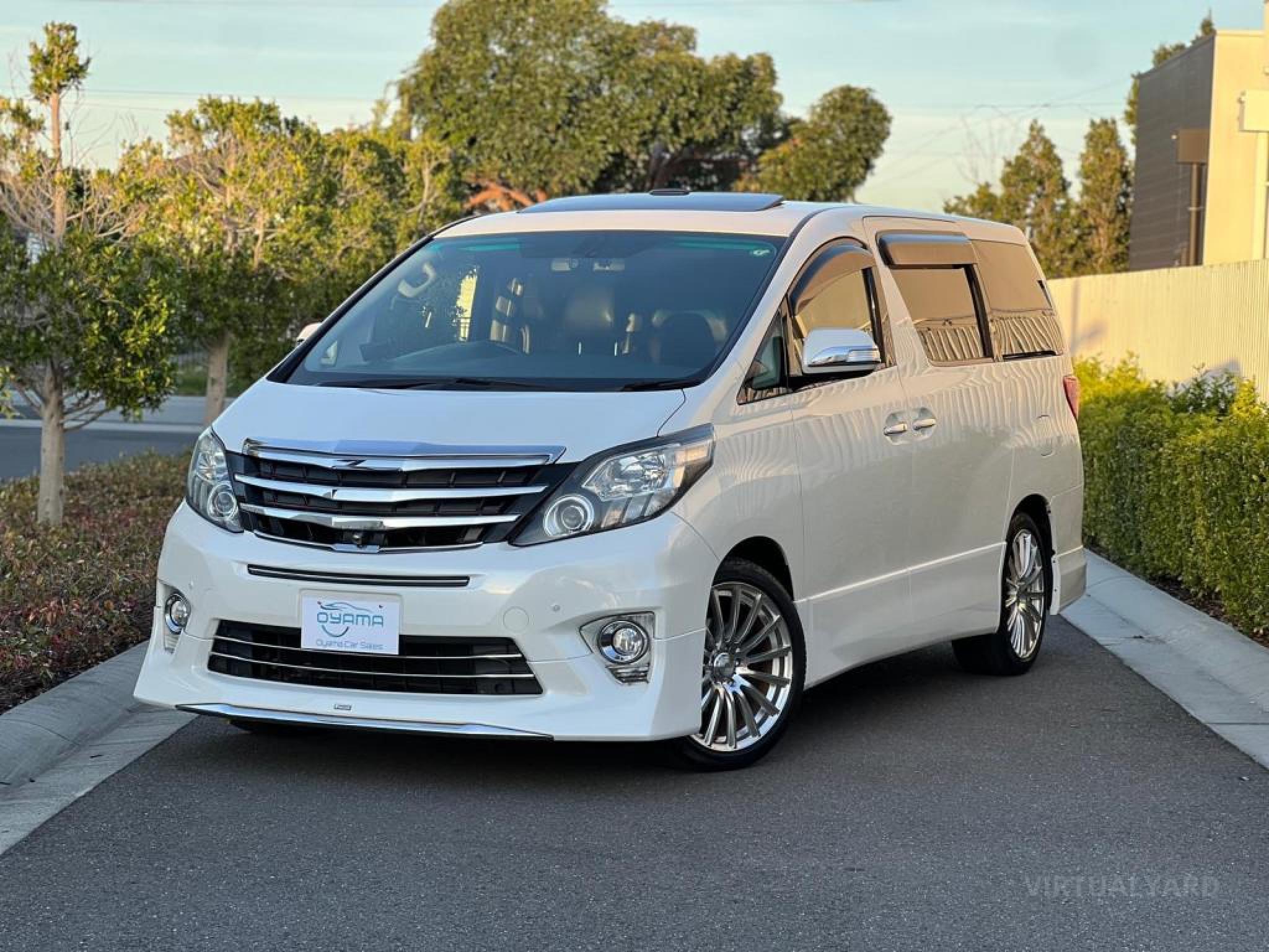 TOYOTA ALPHARD