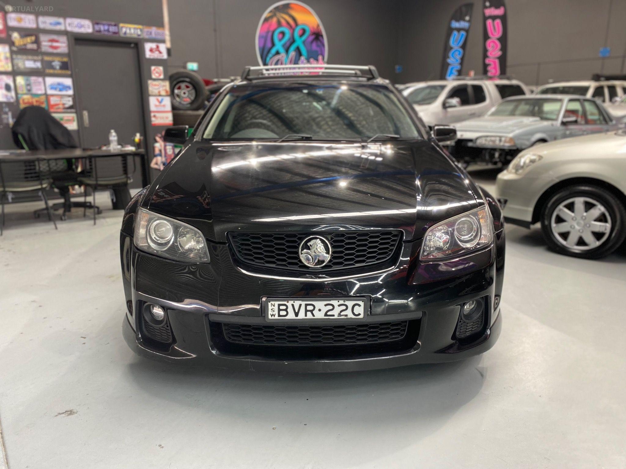 HOLDEN COMMODORE