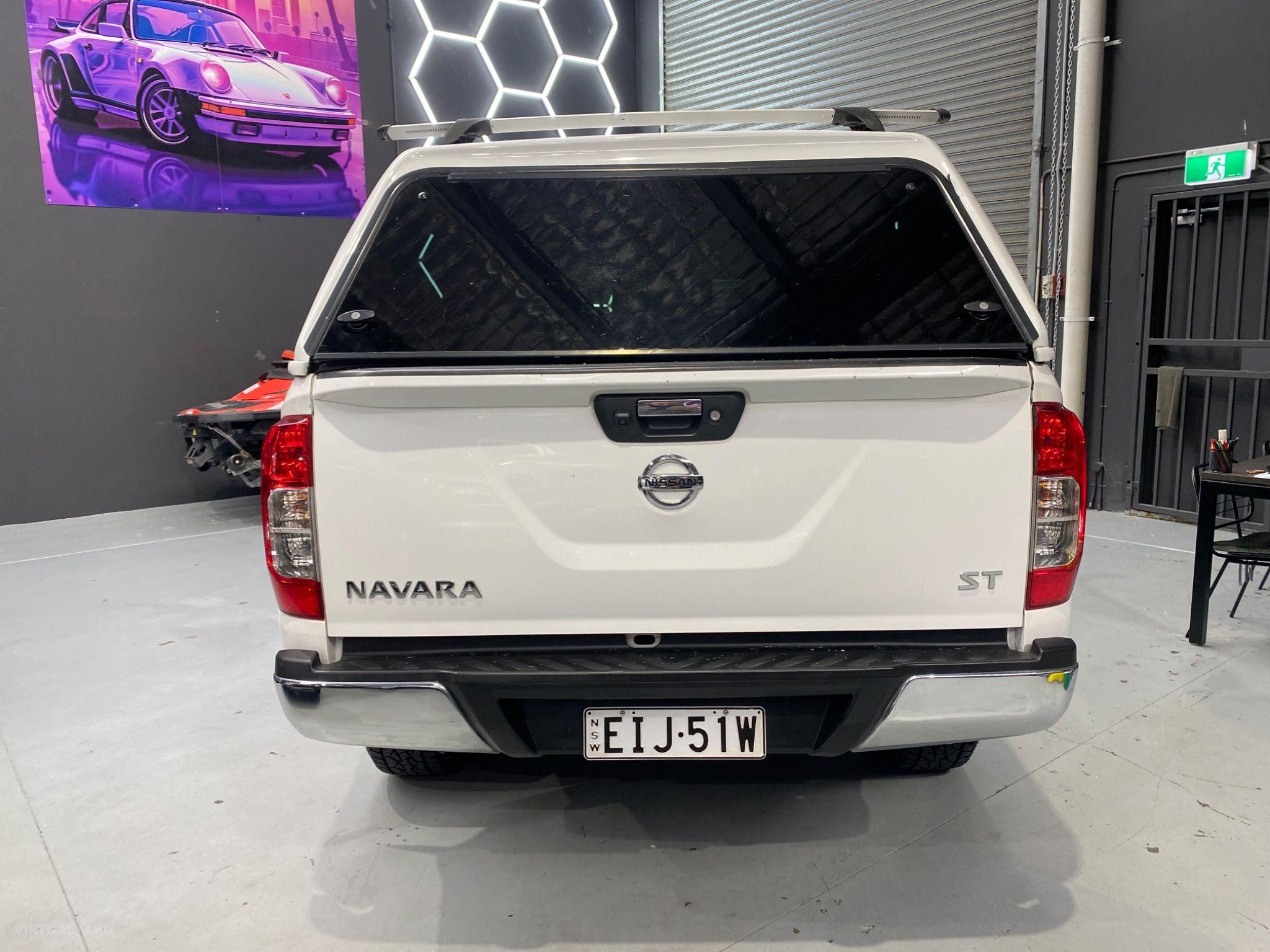 NISSAN NAVARA