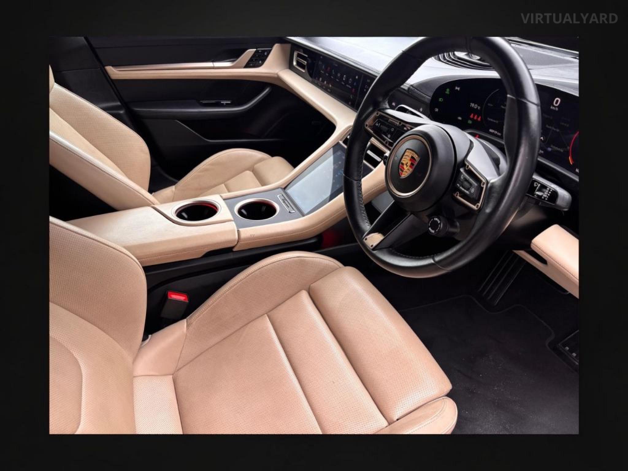 PORSCHE TAYCAN