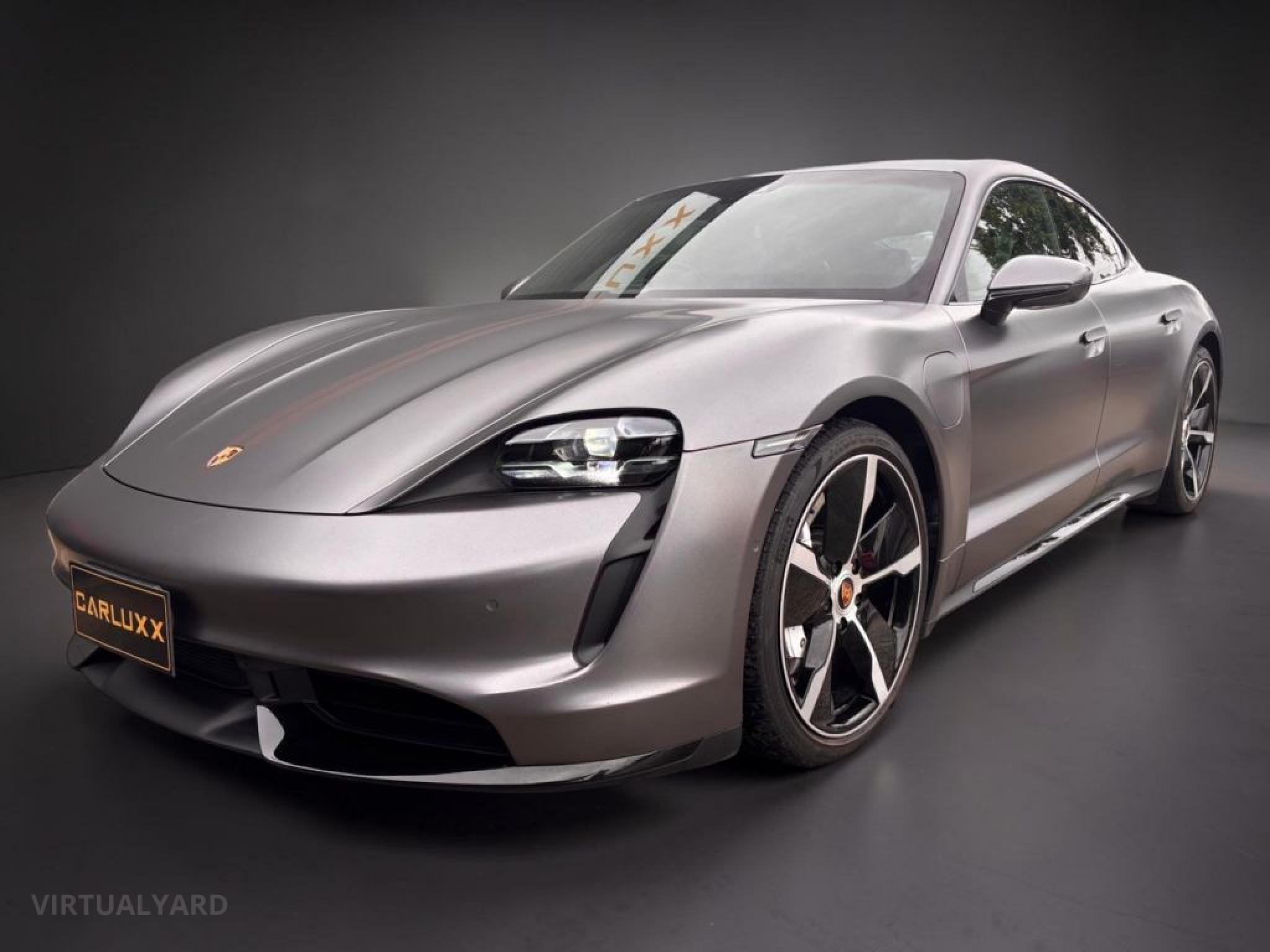 PORSCHE TAYCAN