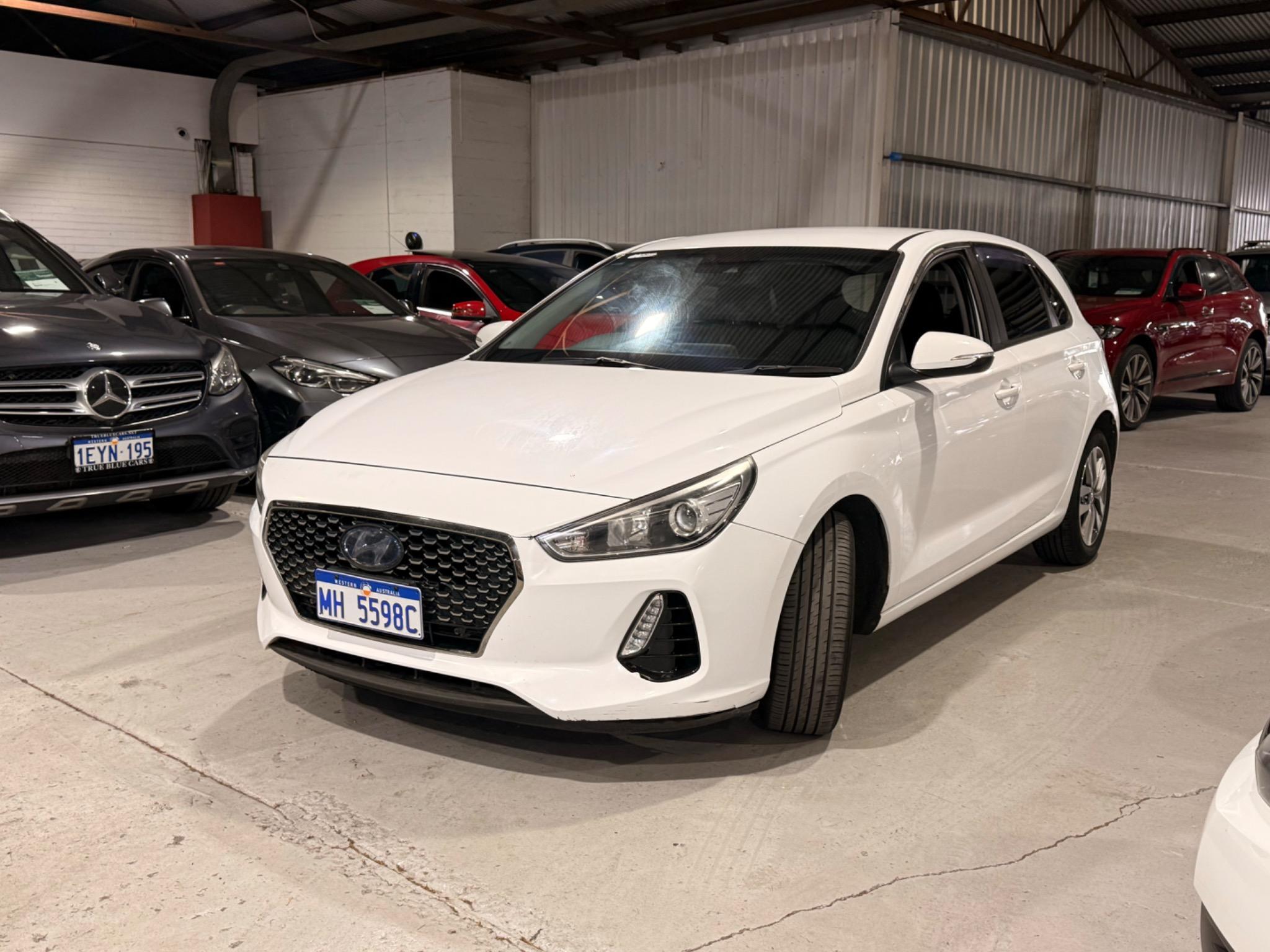HYUNDAI i30