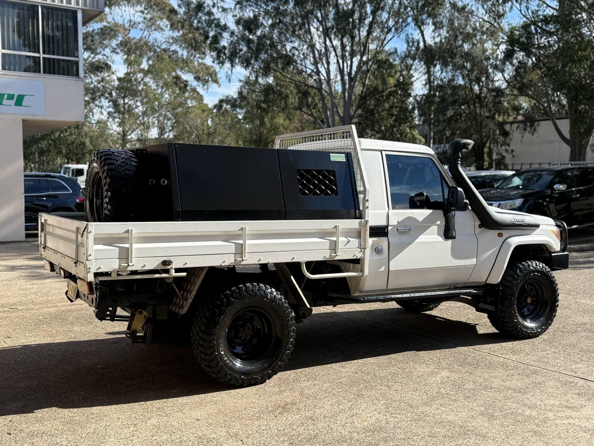 TOYOTA LANDCRUISER