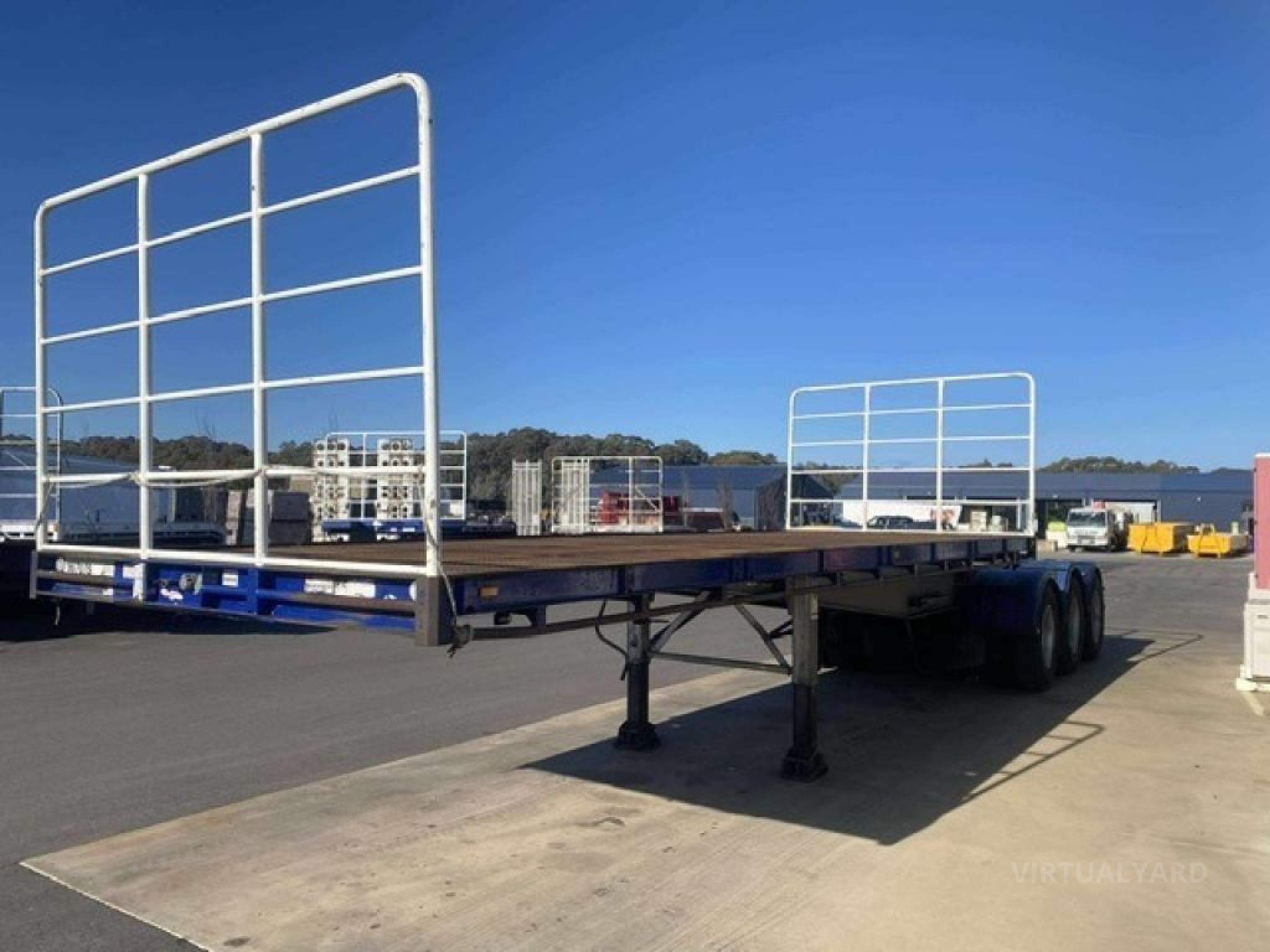 SOUTHERN CROSS TRI AXLE A TRAILER
