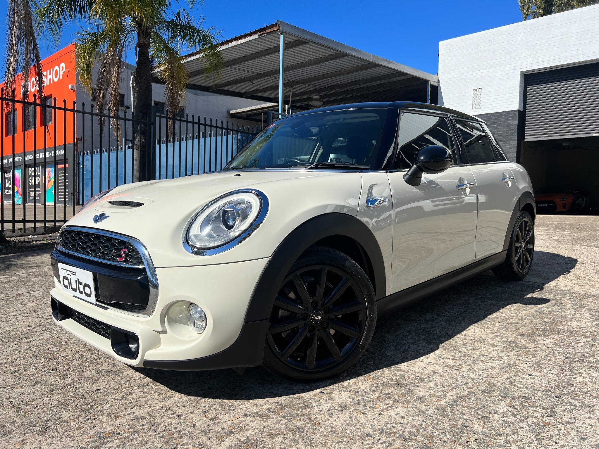 MINI Hatch
