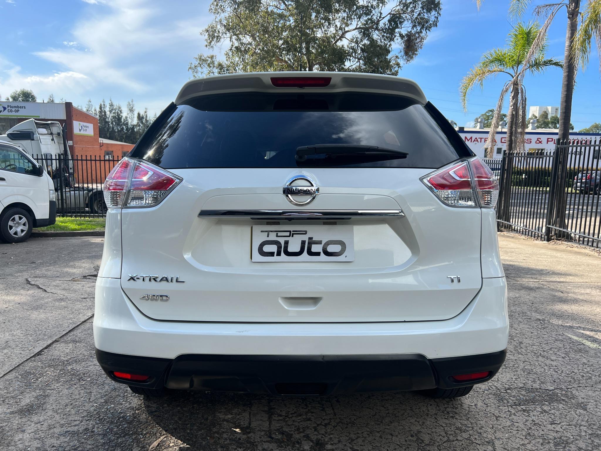 Nissan X-TRAIL