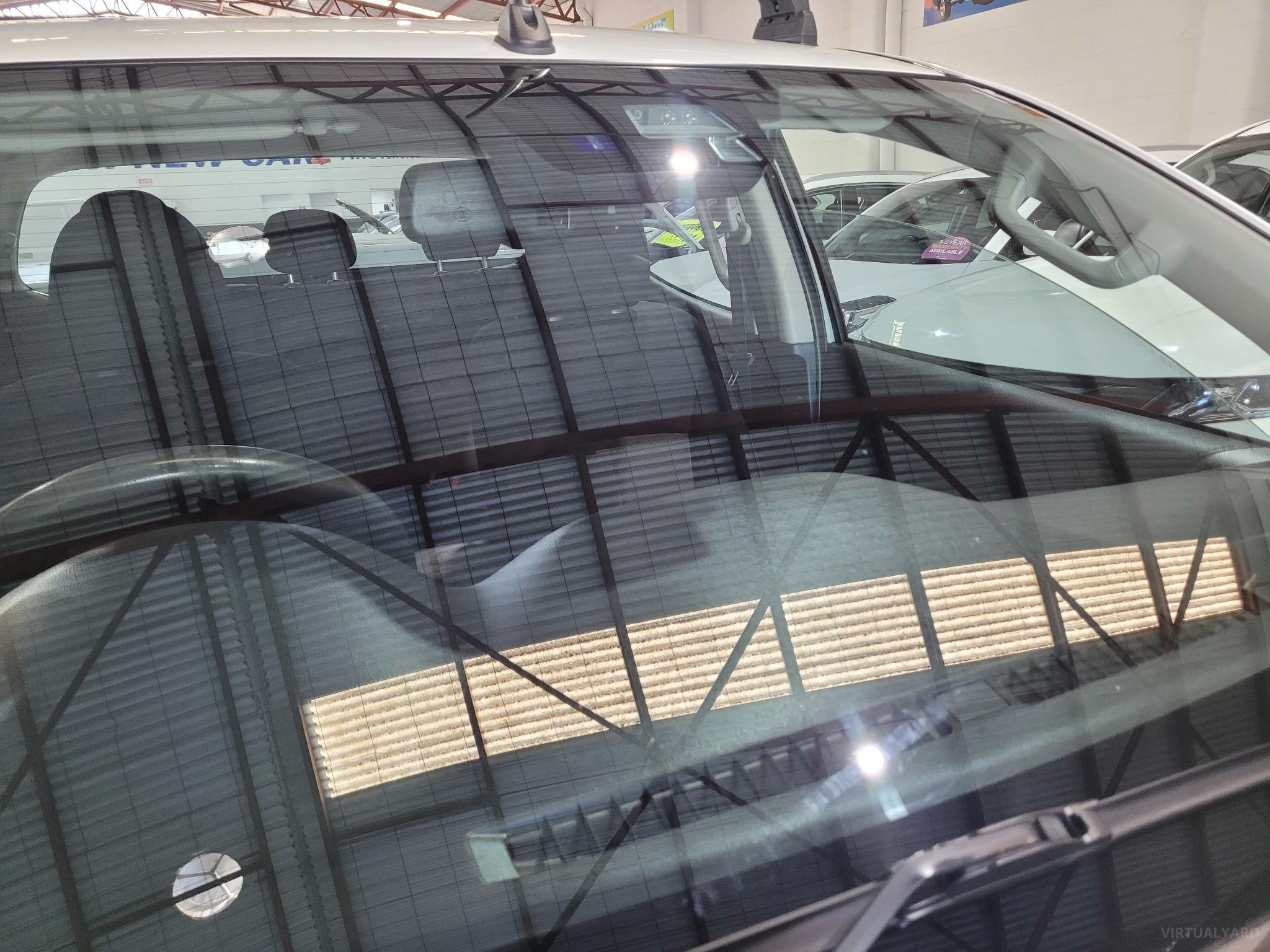 MITSUBISHI TRITON