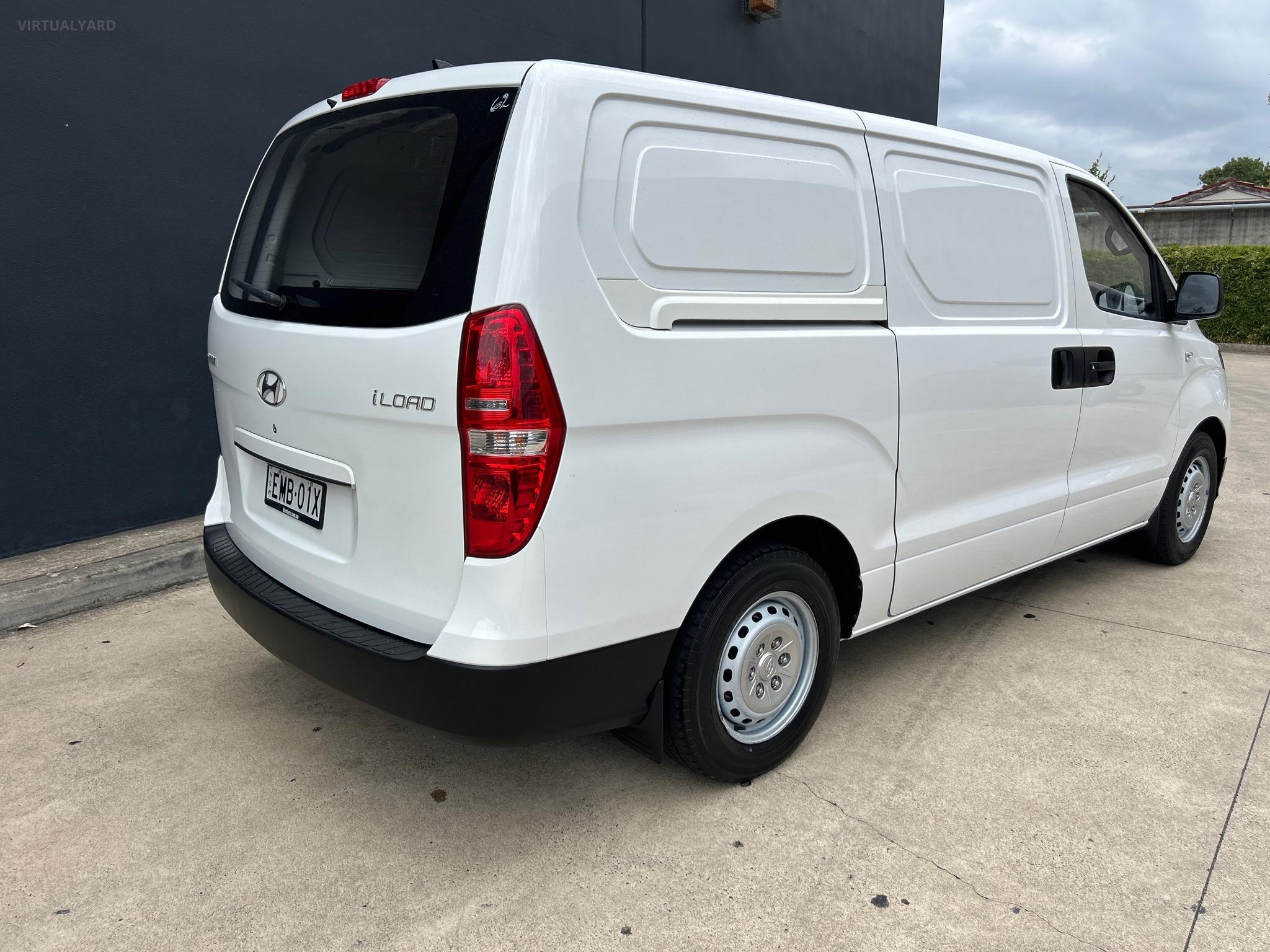 Hyundai Tucson Hyundai Iload Automatic 2011 Hyundai Iload Tq-v Van