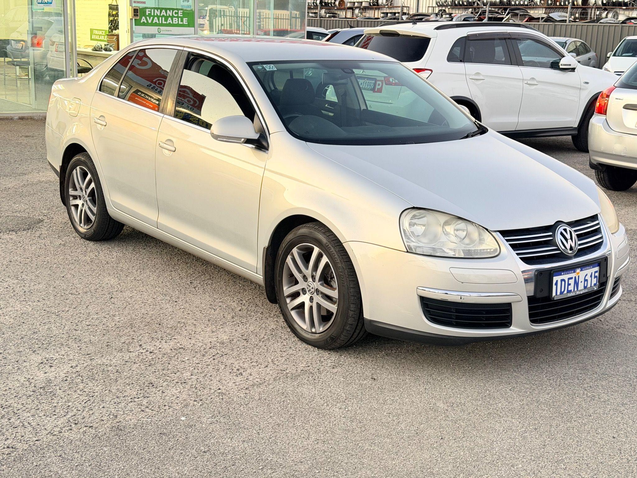 VOLKSWAGEN JETTA