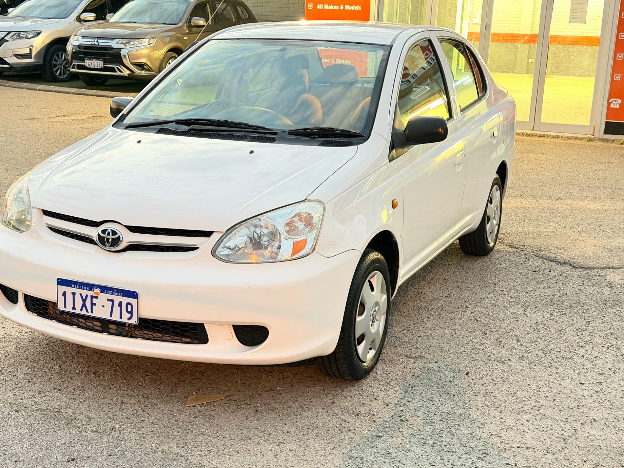 TOYOTA ECHO