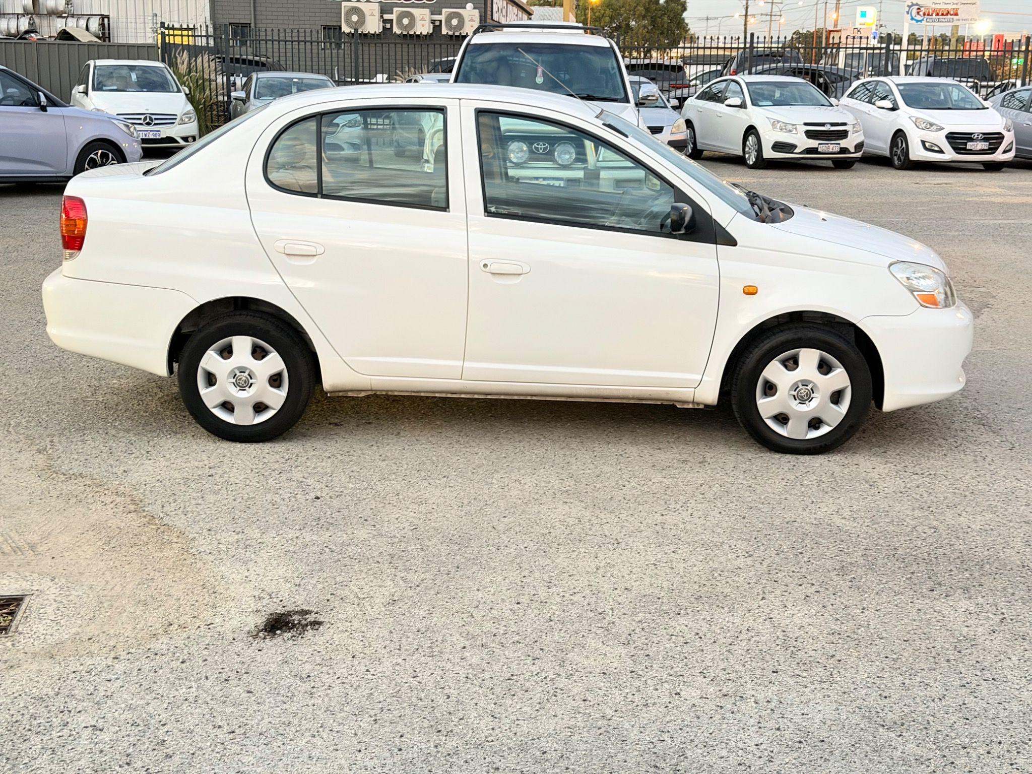 TOYOTA ECHO