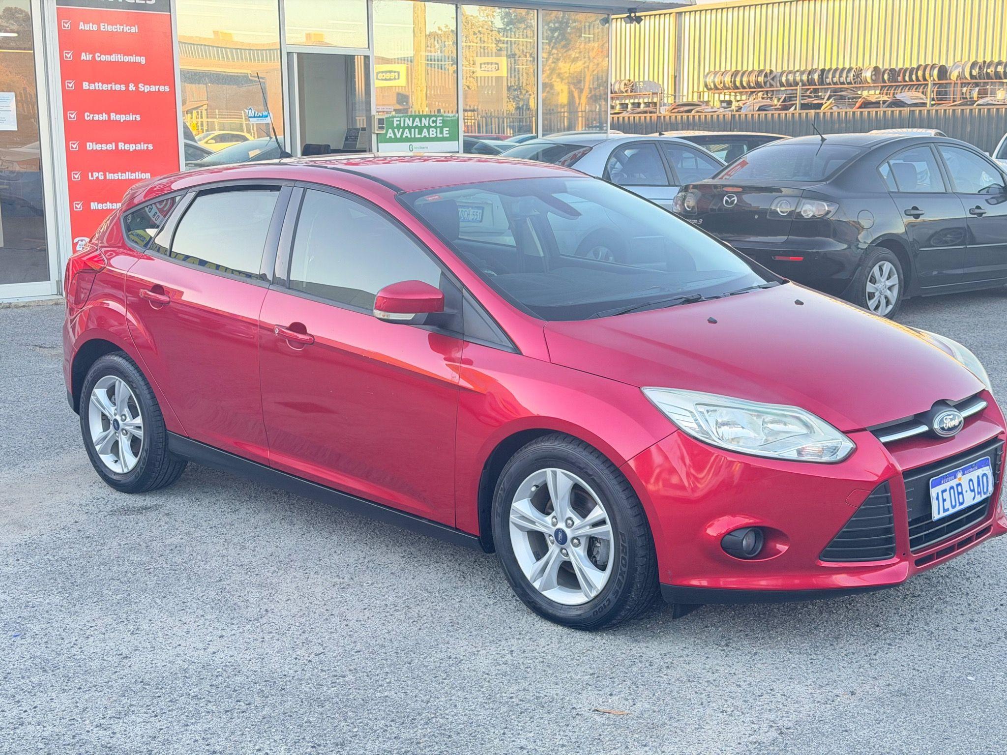 FORD FOCUS