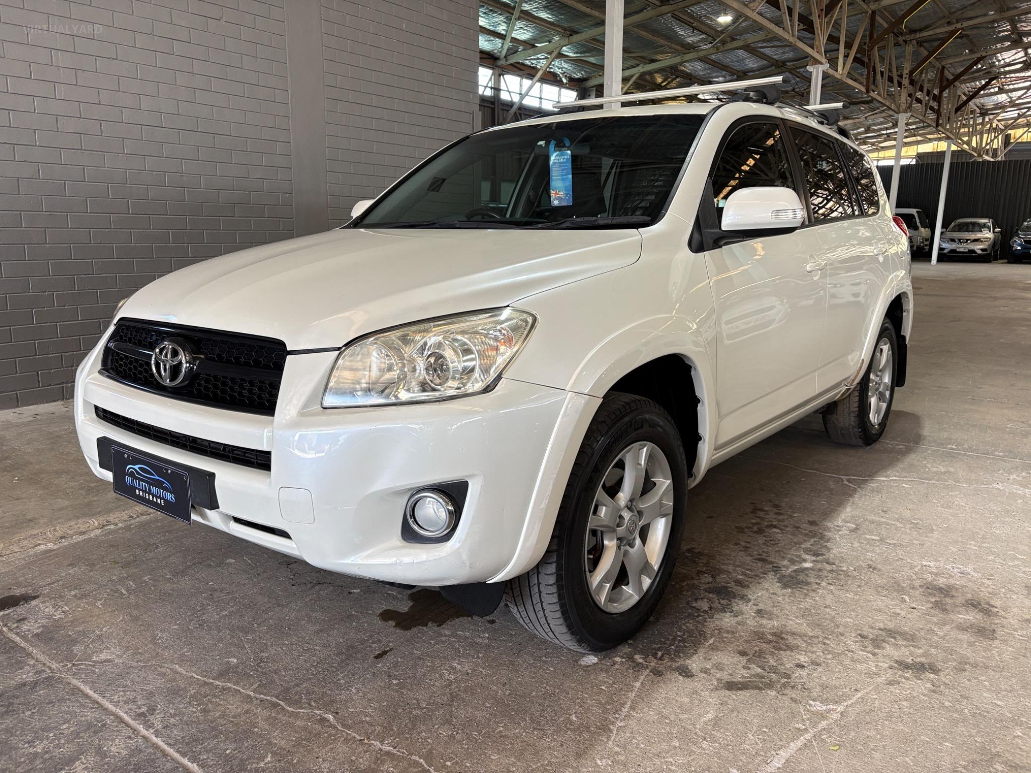 TOYOTA RAV4