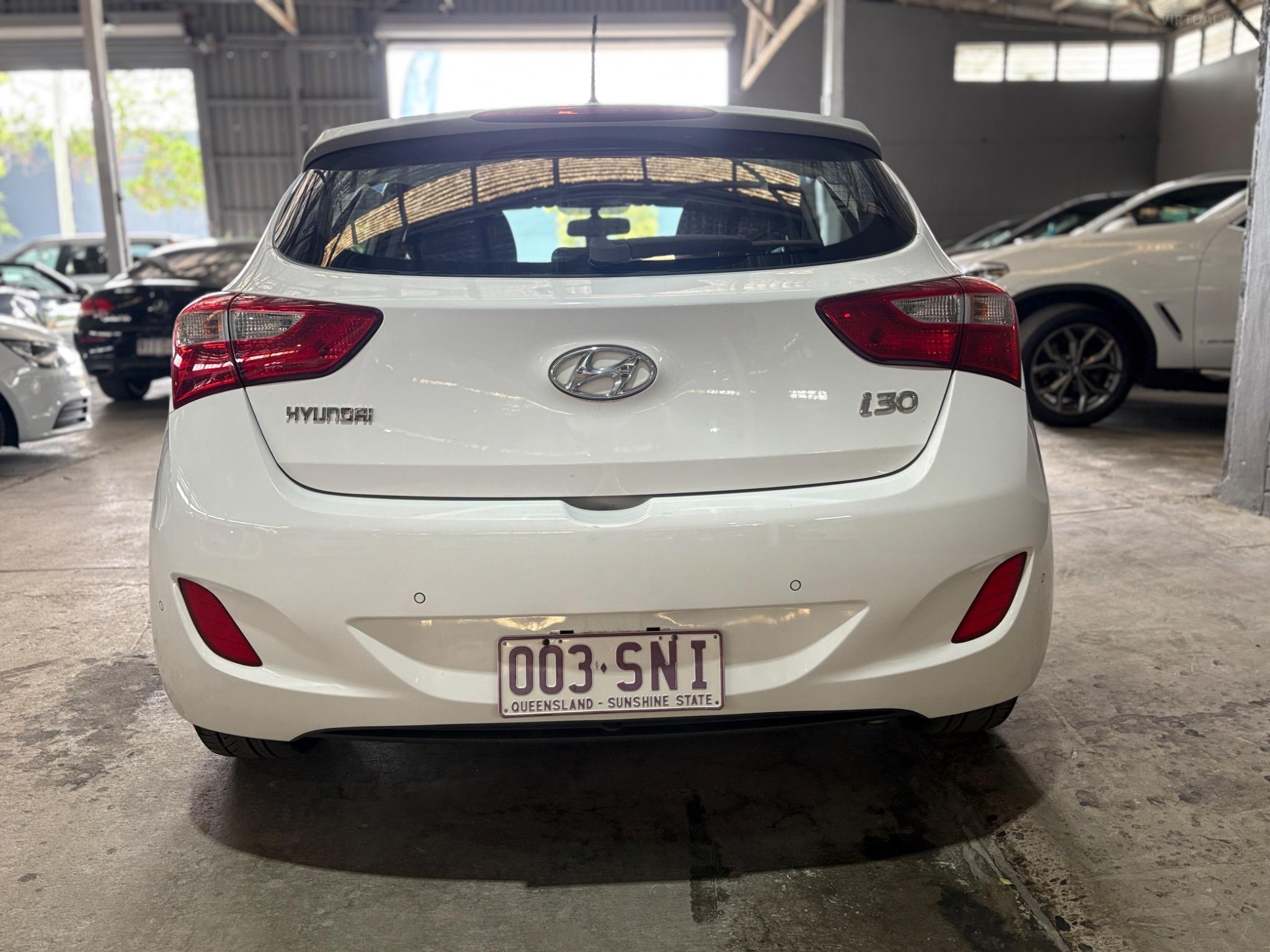 HYUNDAI i30