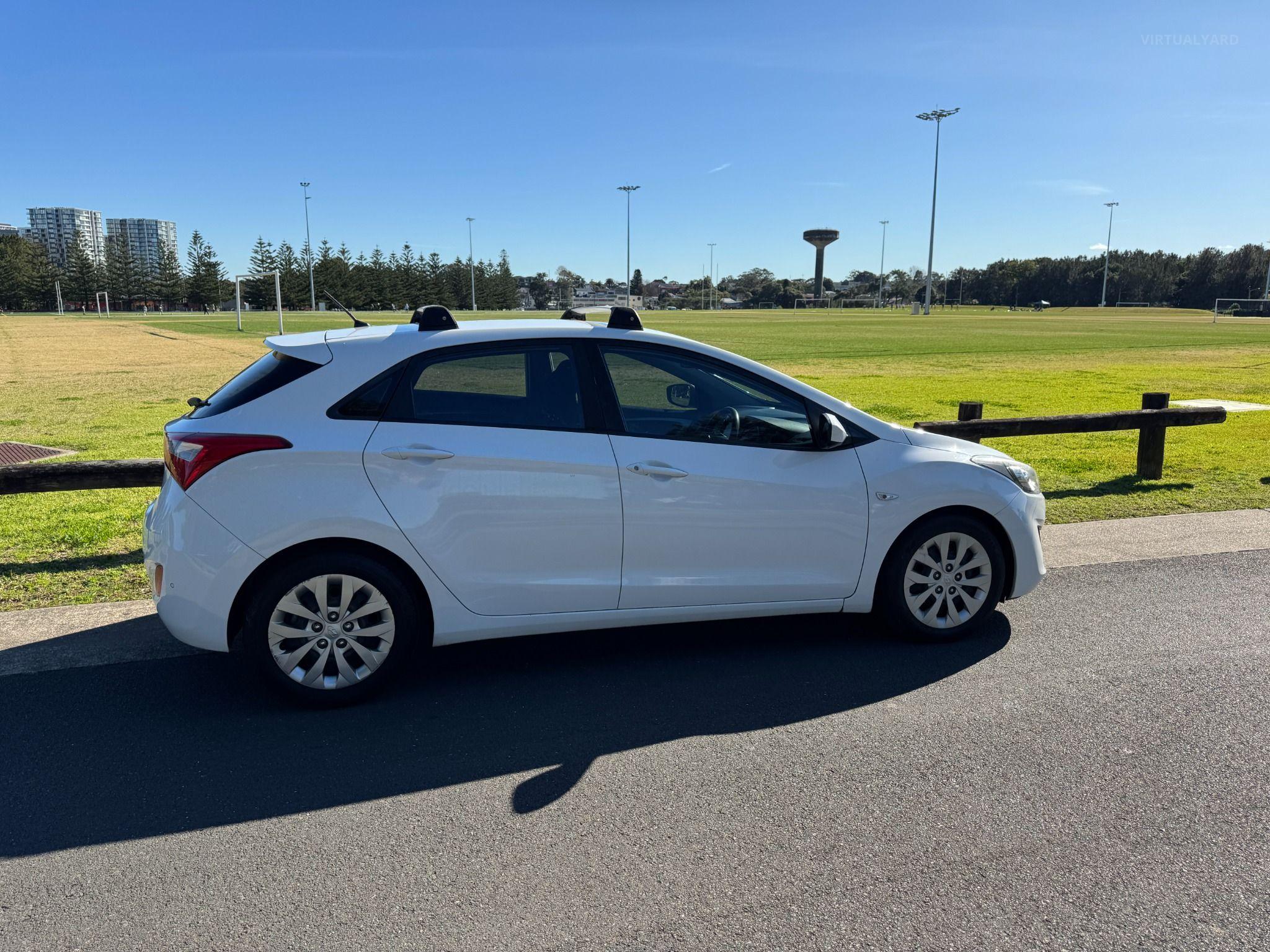 HYUNDAI i30