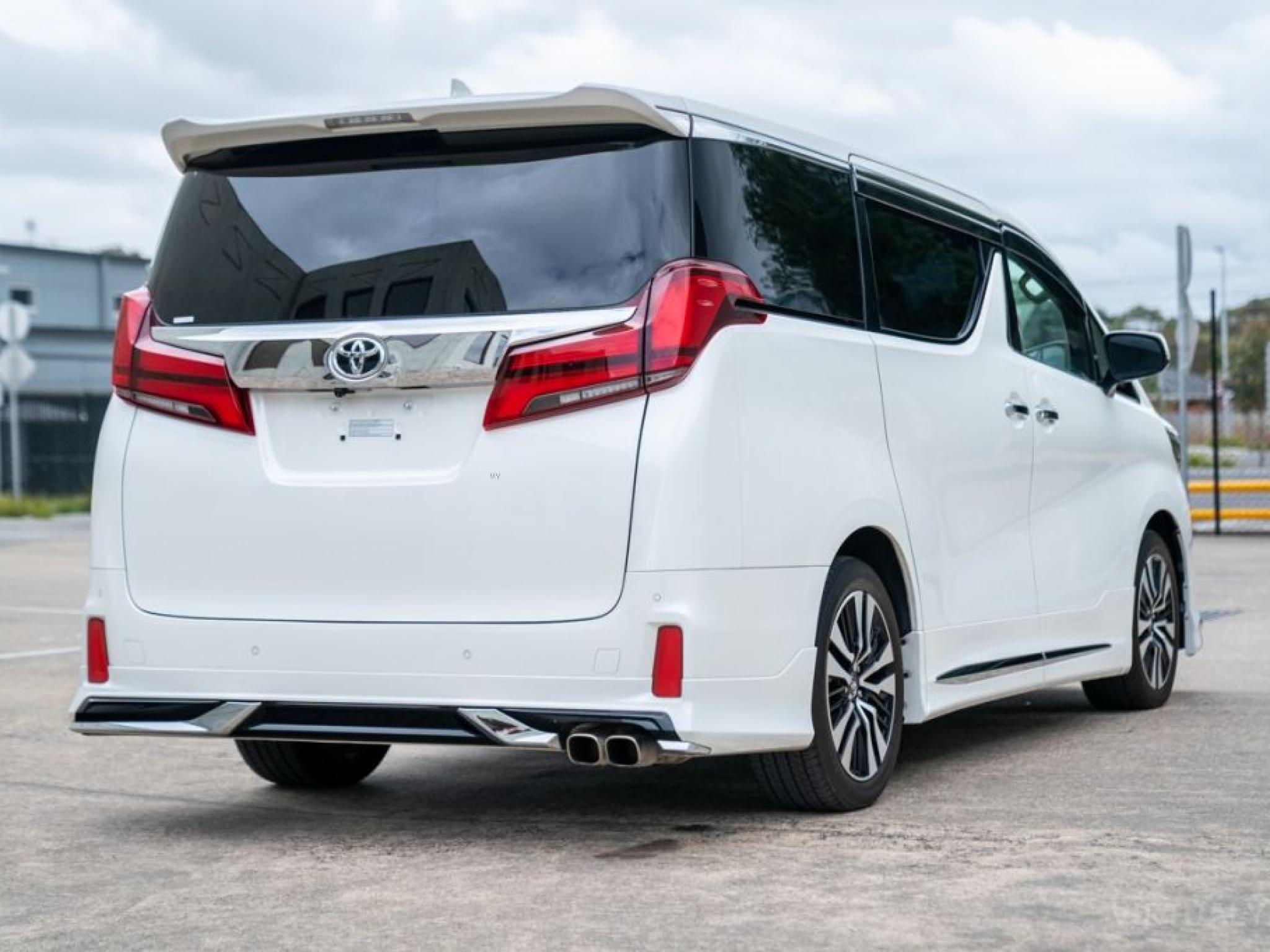 TOYOTA ALPHARD