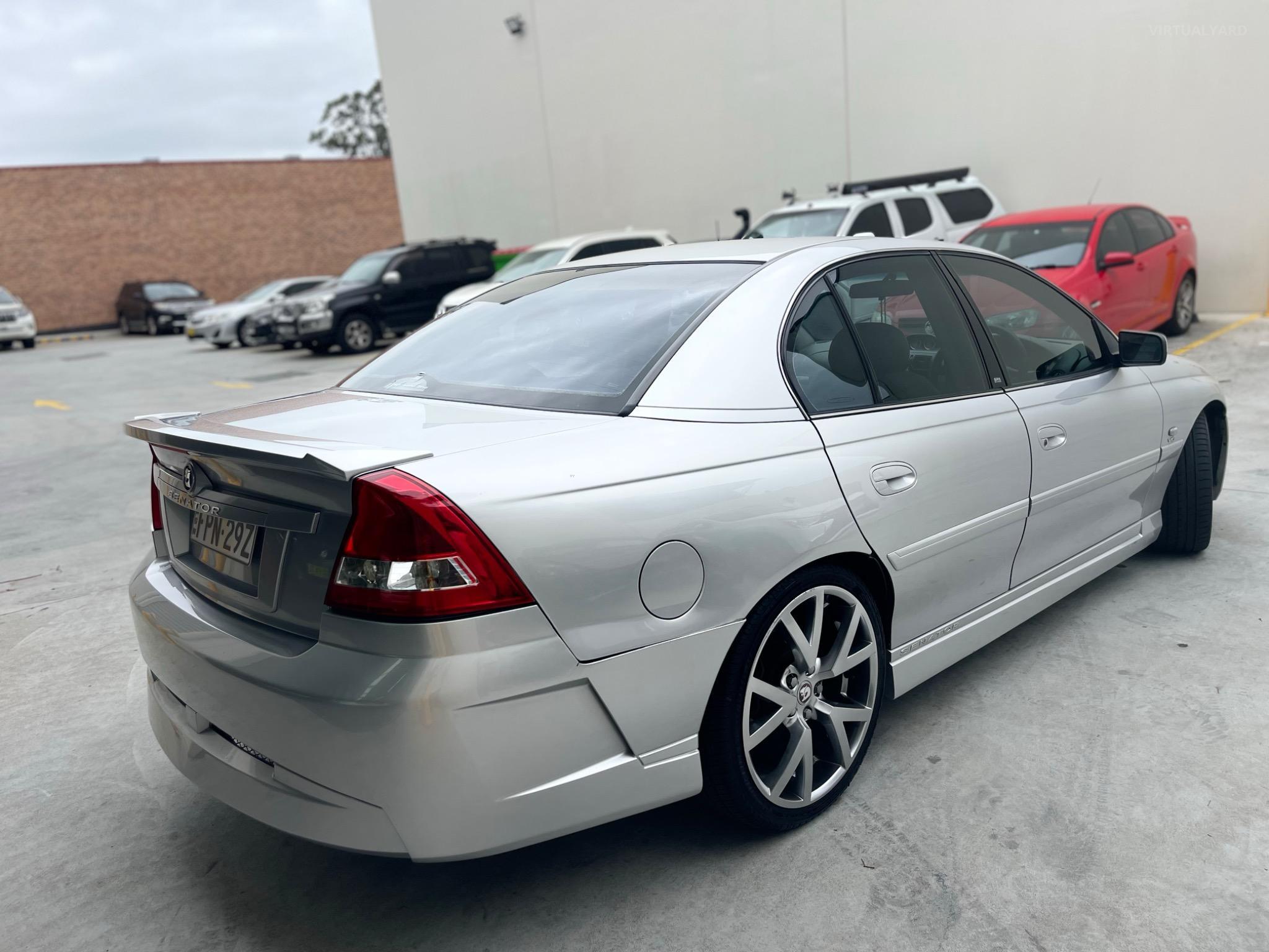 HOLDEN COMMODORE