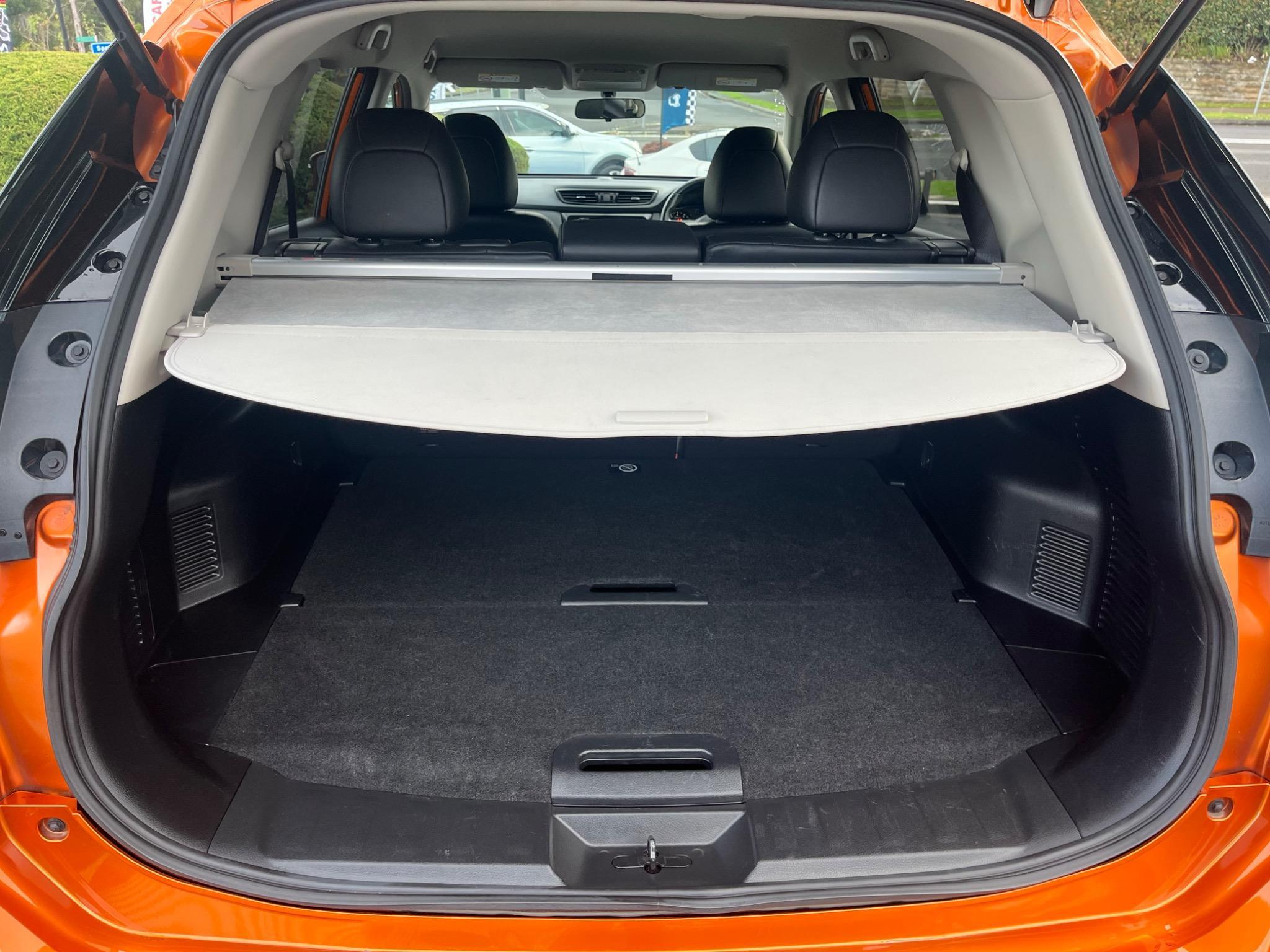 NISSAN X-TRAIL