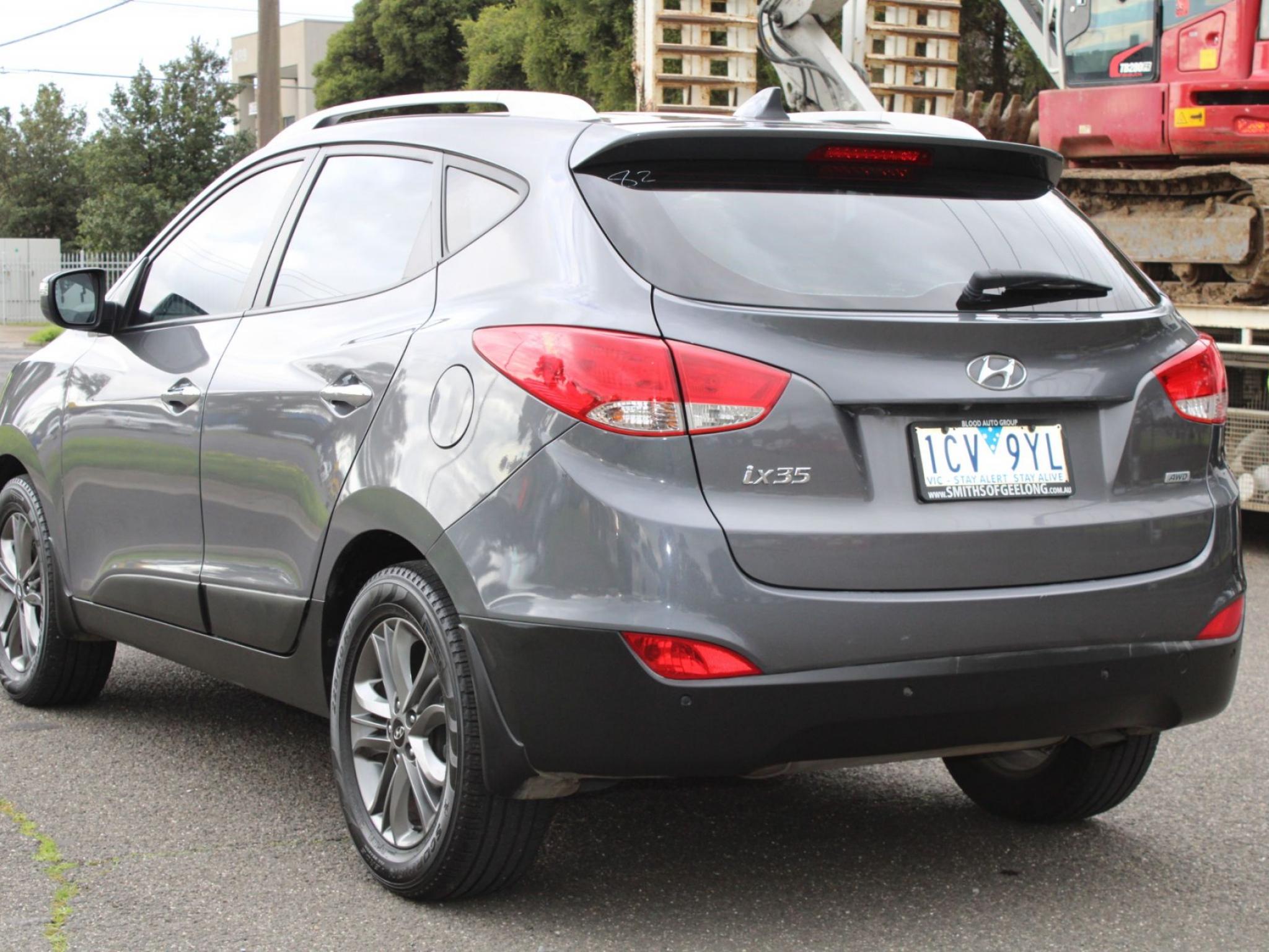 HYUNDAI iX35