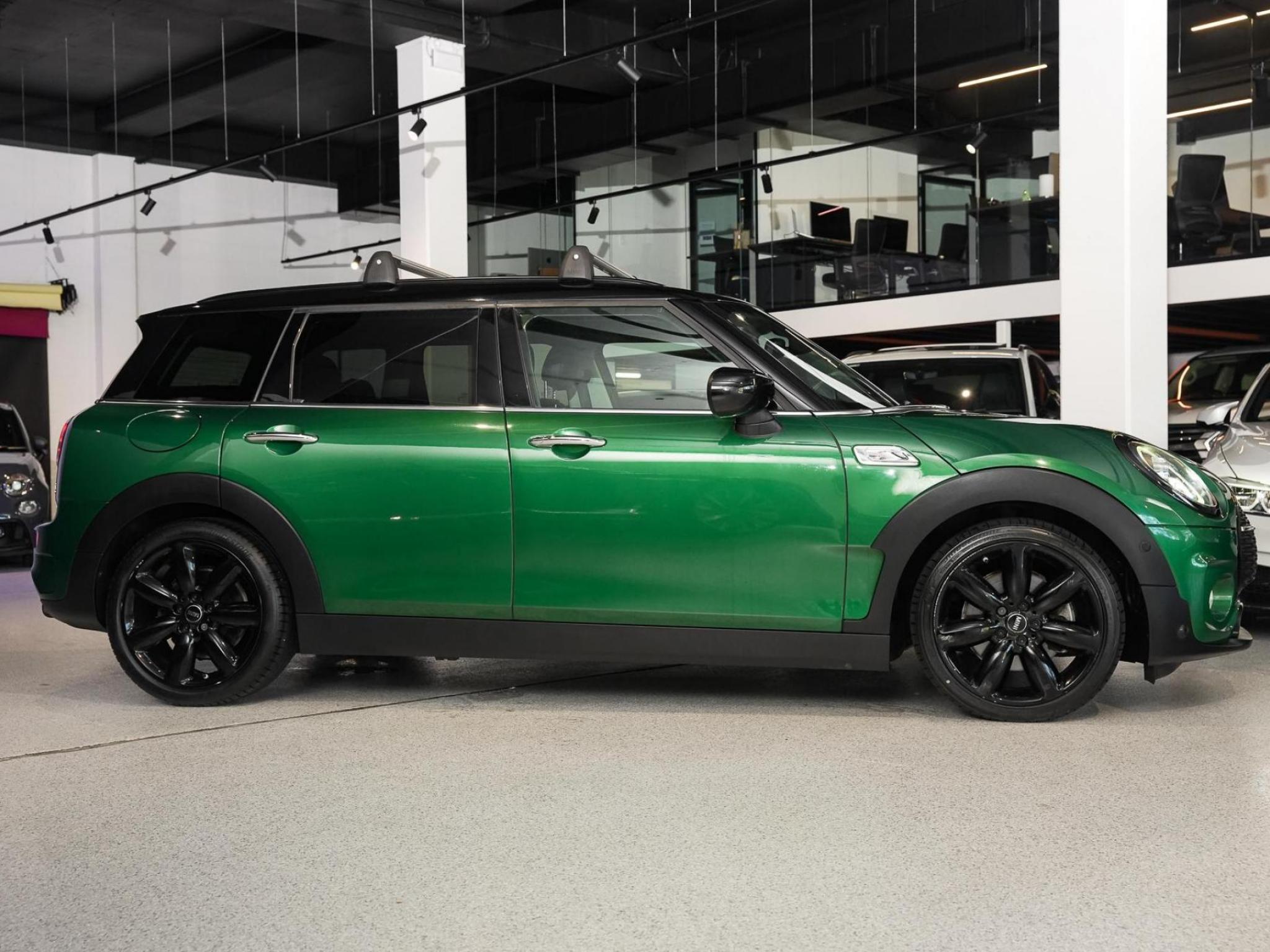 MINI CLUBMAN