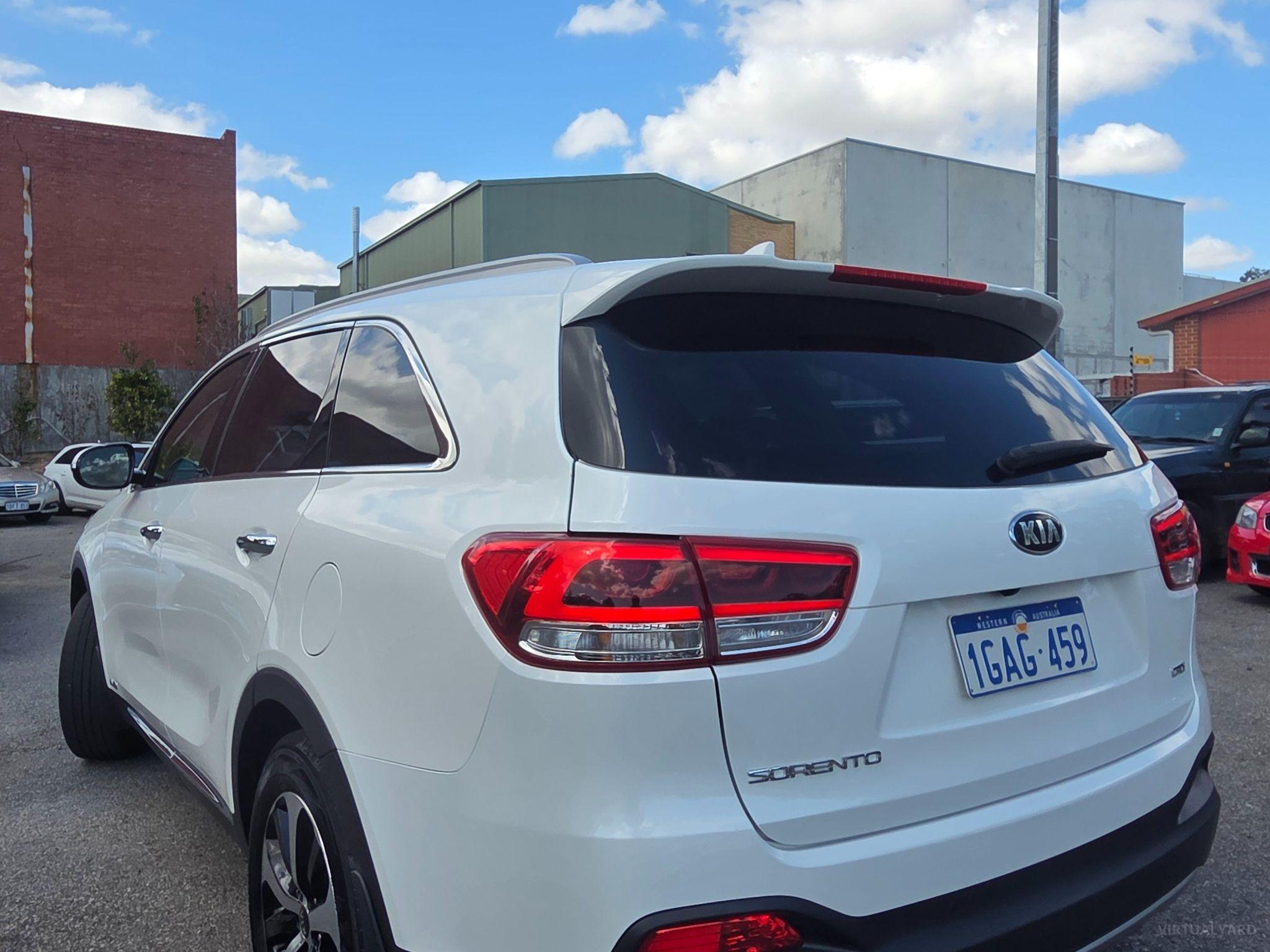 KIA SORENTO