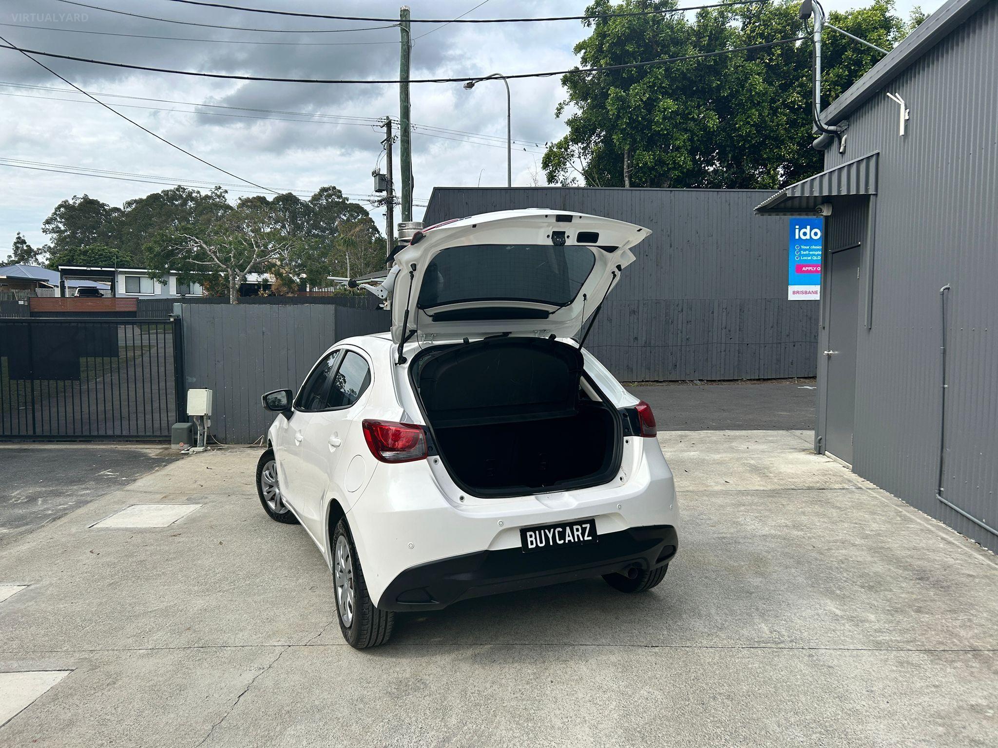 Mazda 2