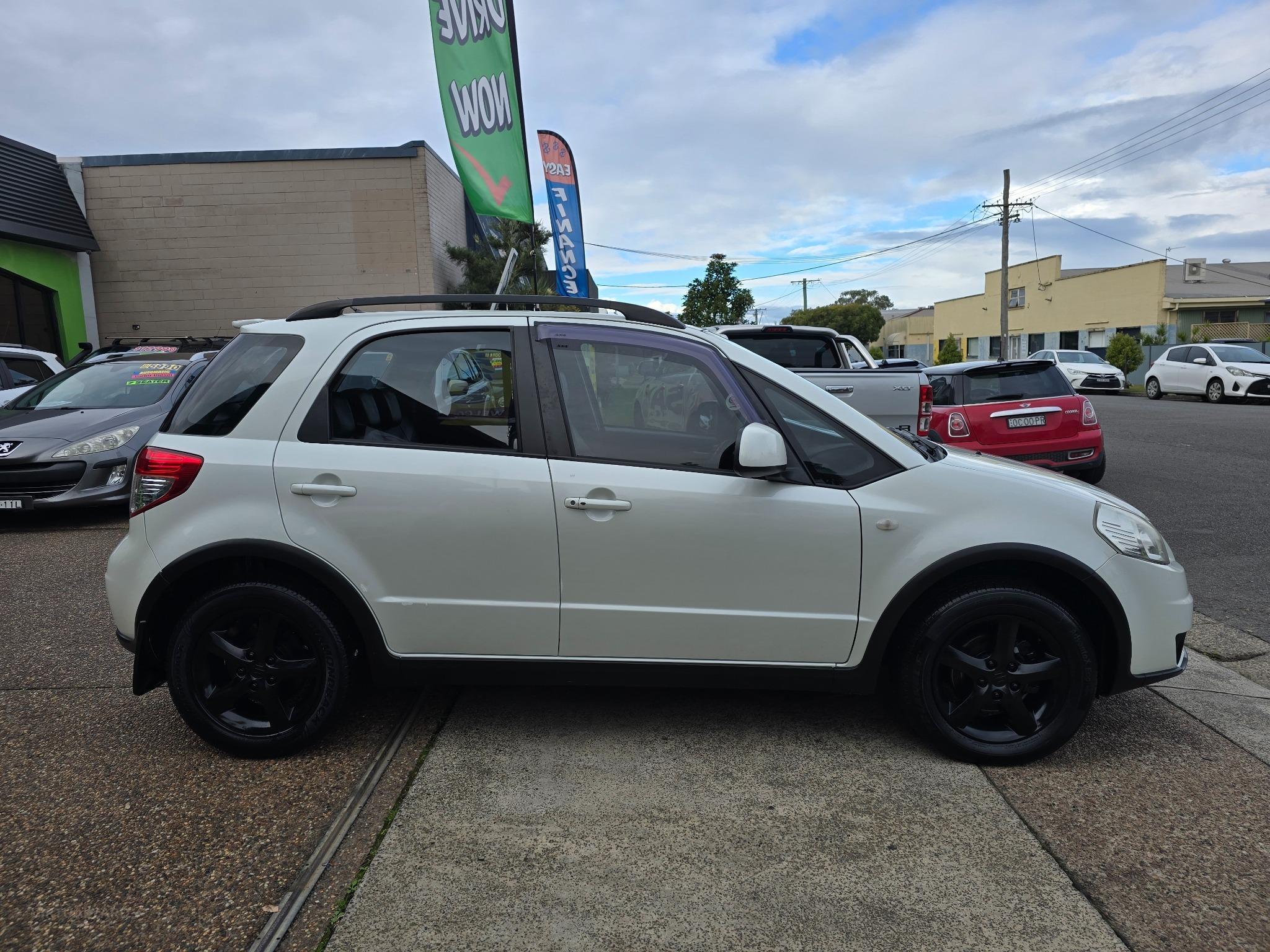 SUZUKI SX4